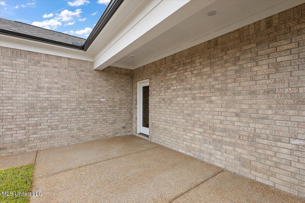 490 Bolivar Drive Property Photo 23