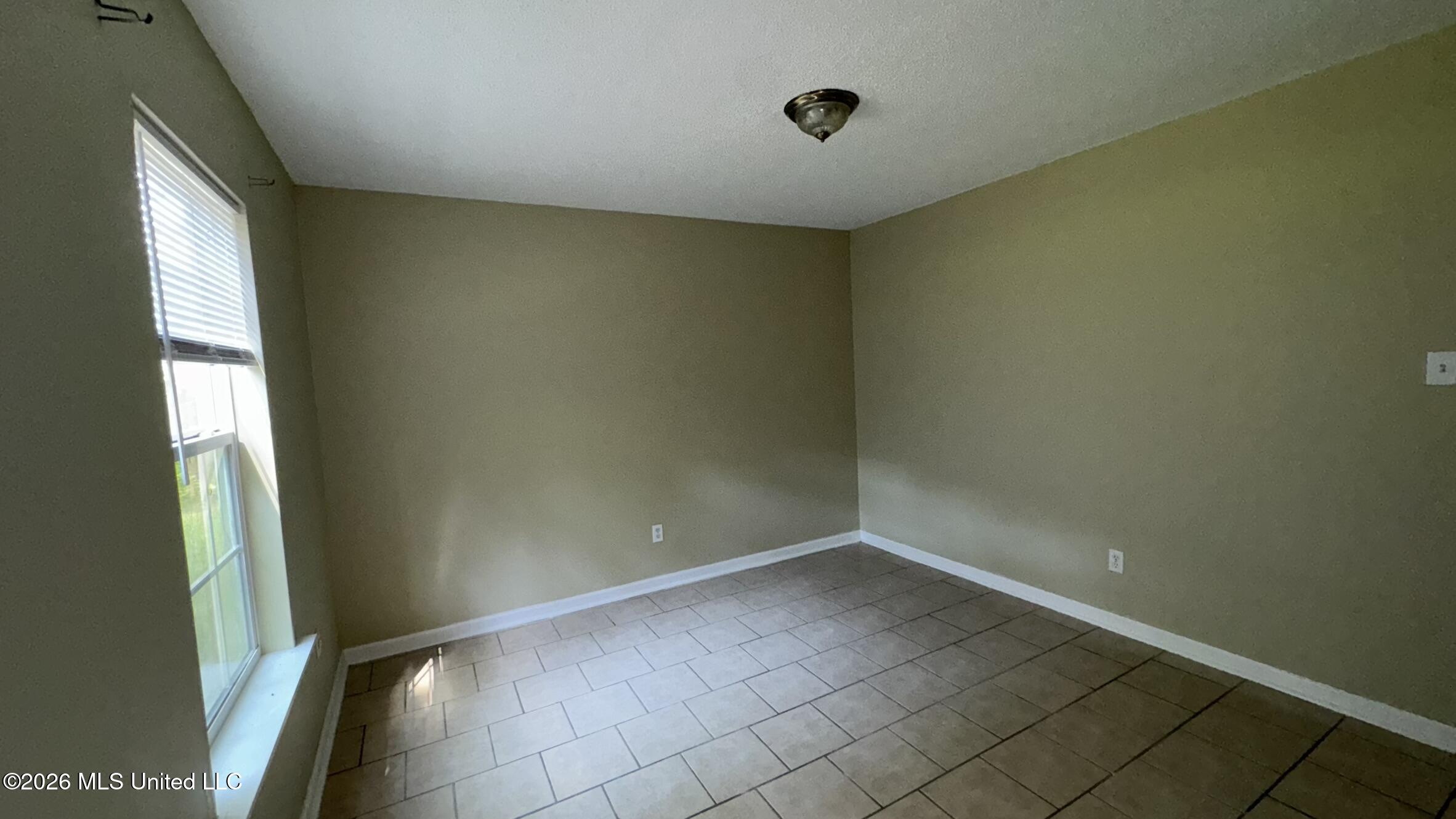 6443 Jasmine Street Property Photo 4