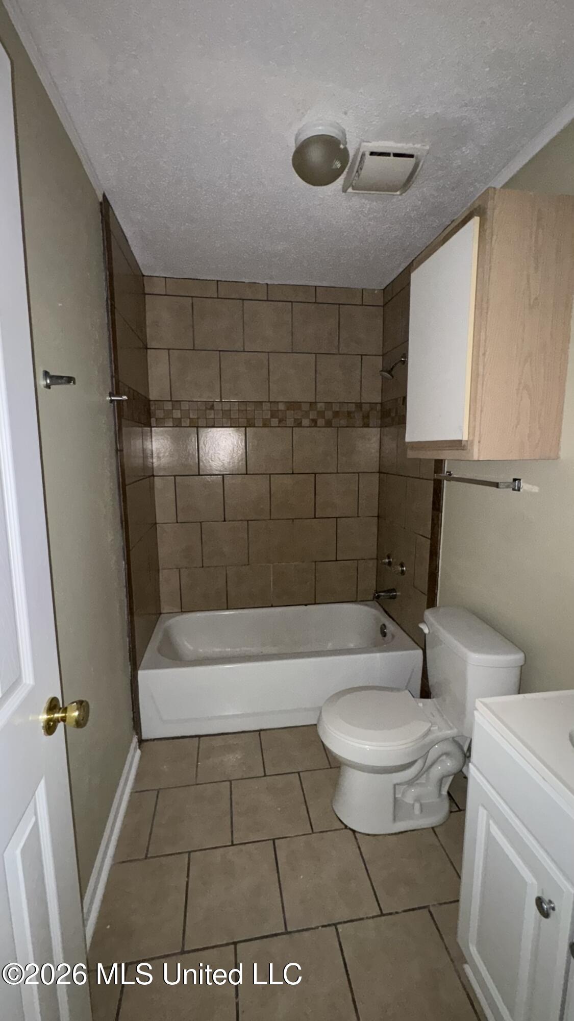 6443 Jasmine Street Property Photo 6