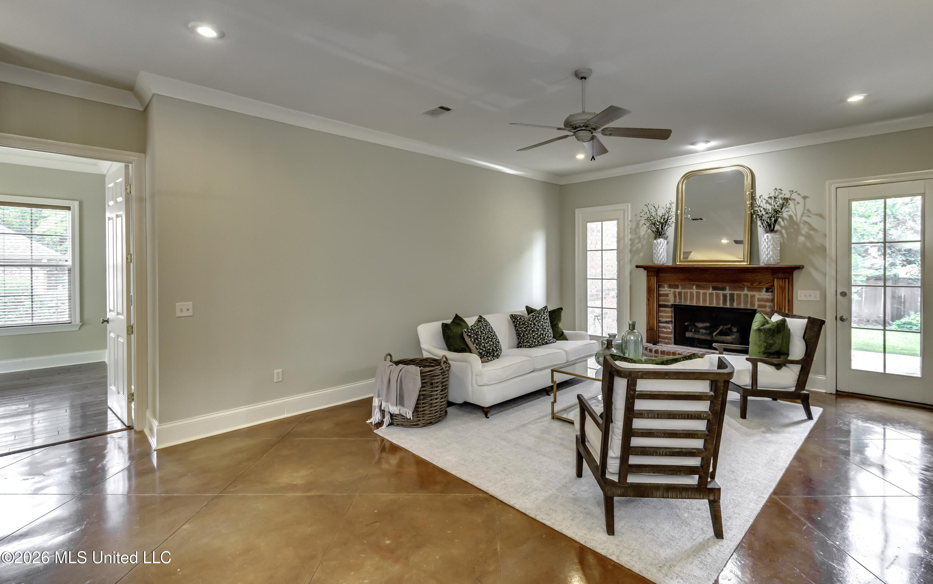 102 Brighton Lane Property Photo 12