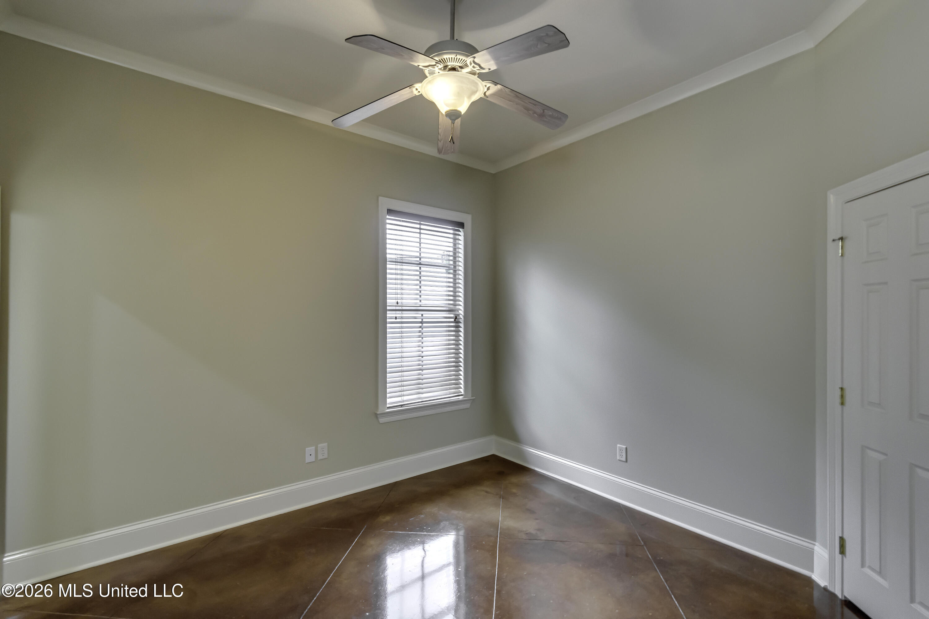 102 Brighton Lane Property Photo 30
