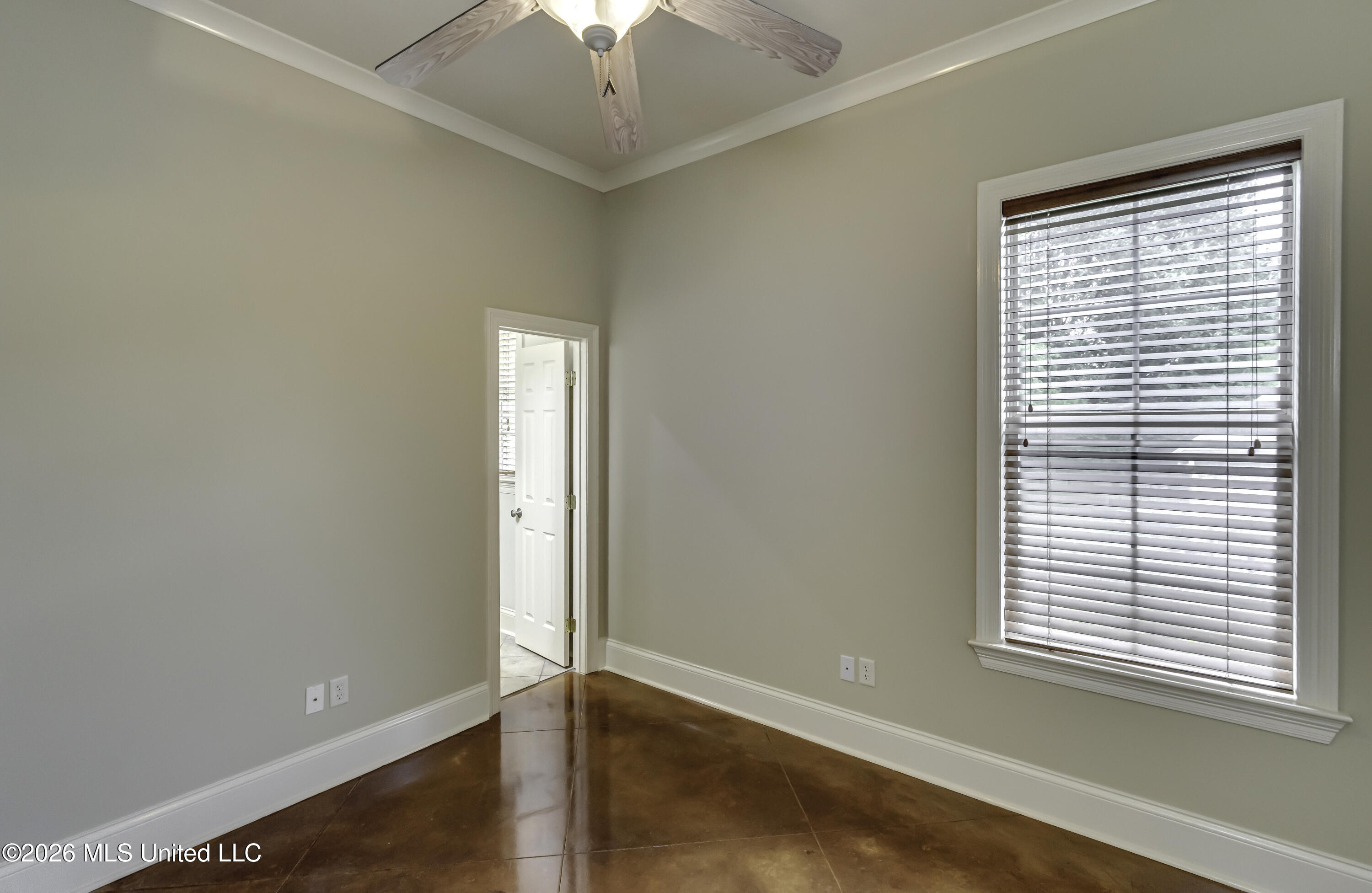 102 Brighton Lane Property Photo 31