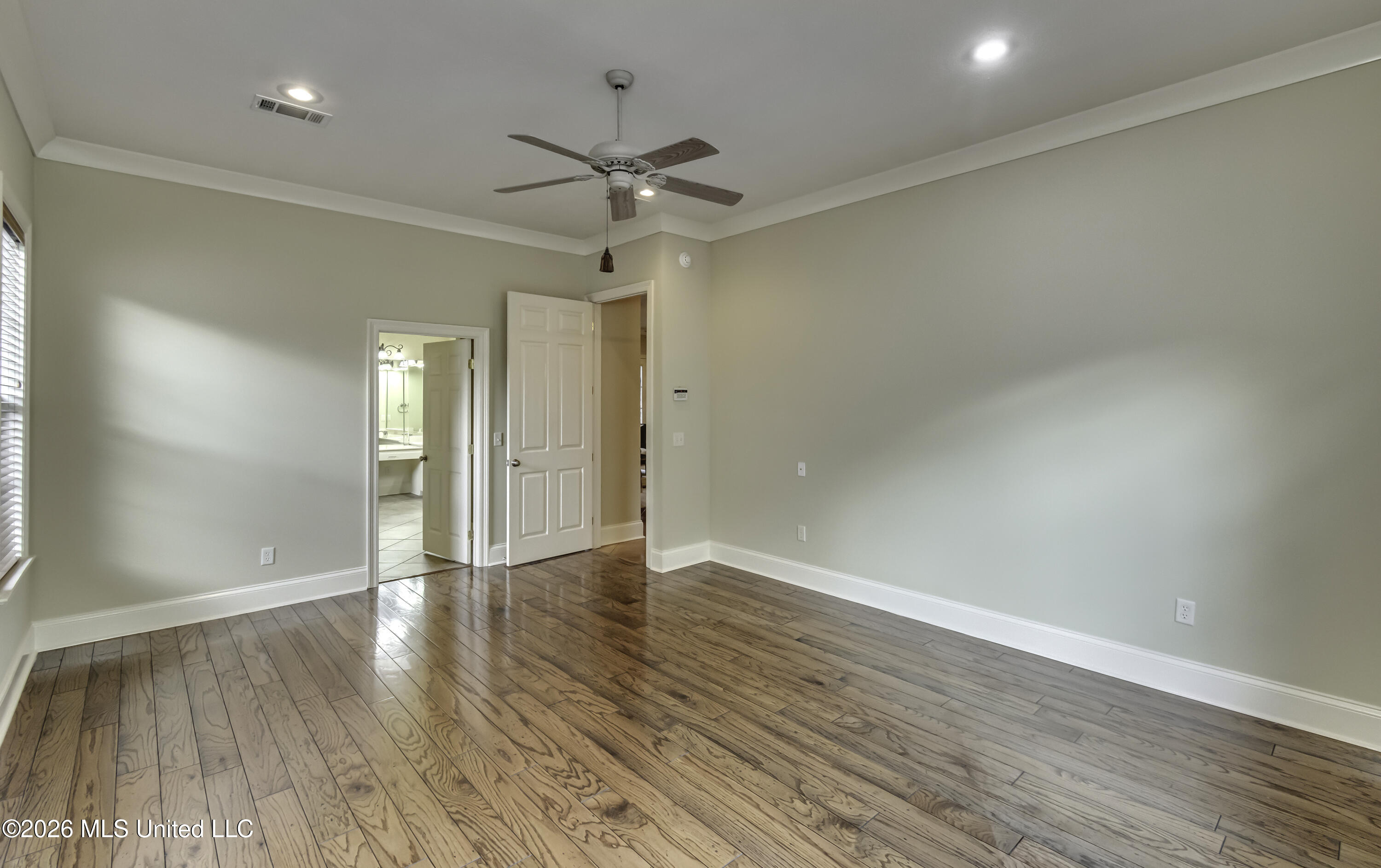102 Brighton Lane Property Photo 46