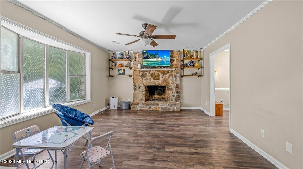 1382 N Thunderbird Drive Property Photo 12