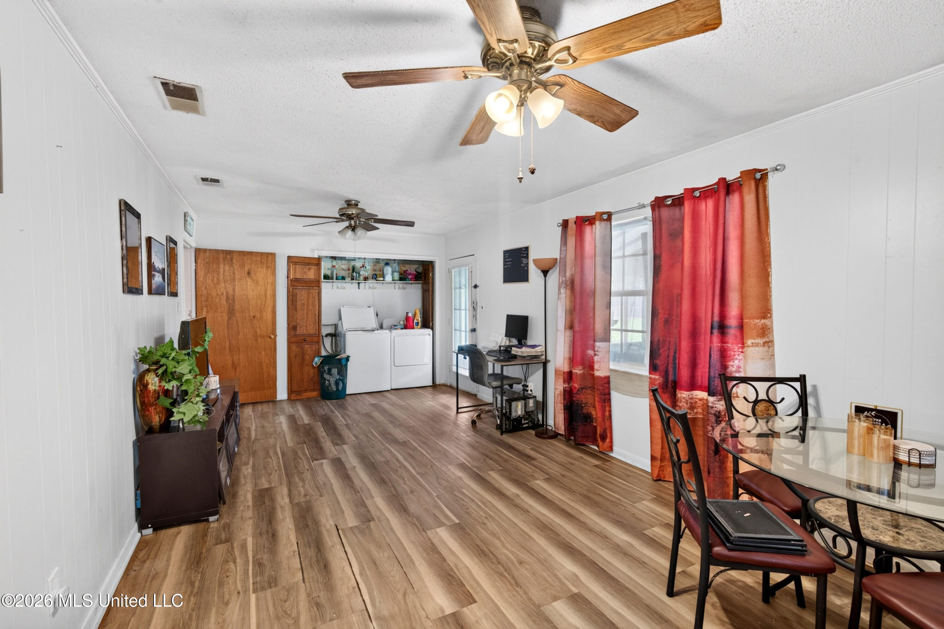 2318 Lynn Avenue Property Photo 13