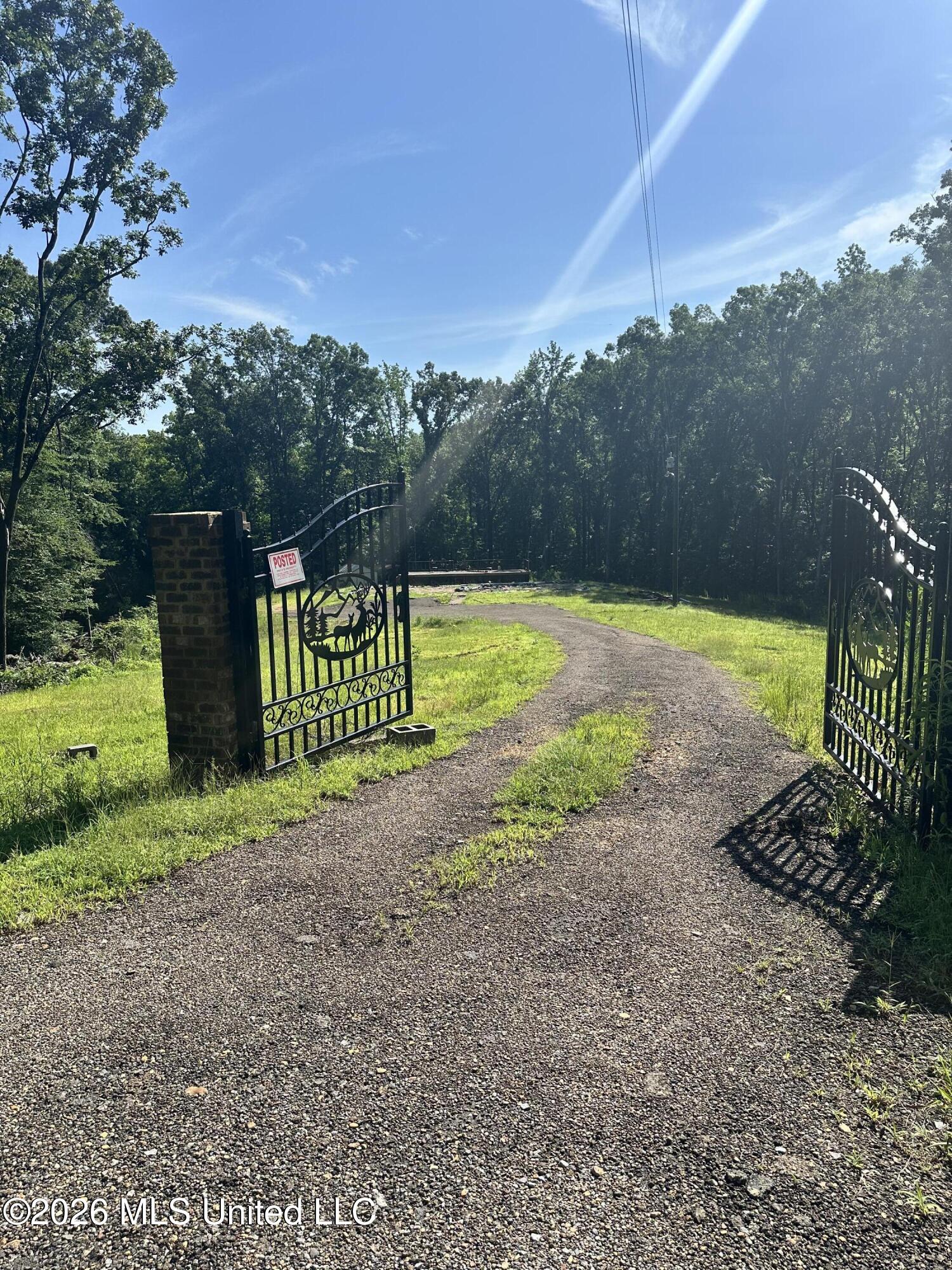 130 Kimes Cove Property Photo 2