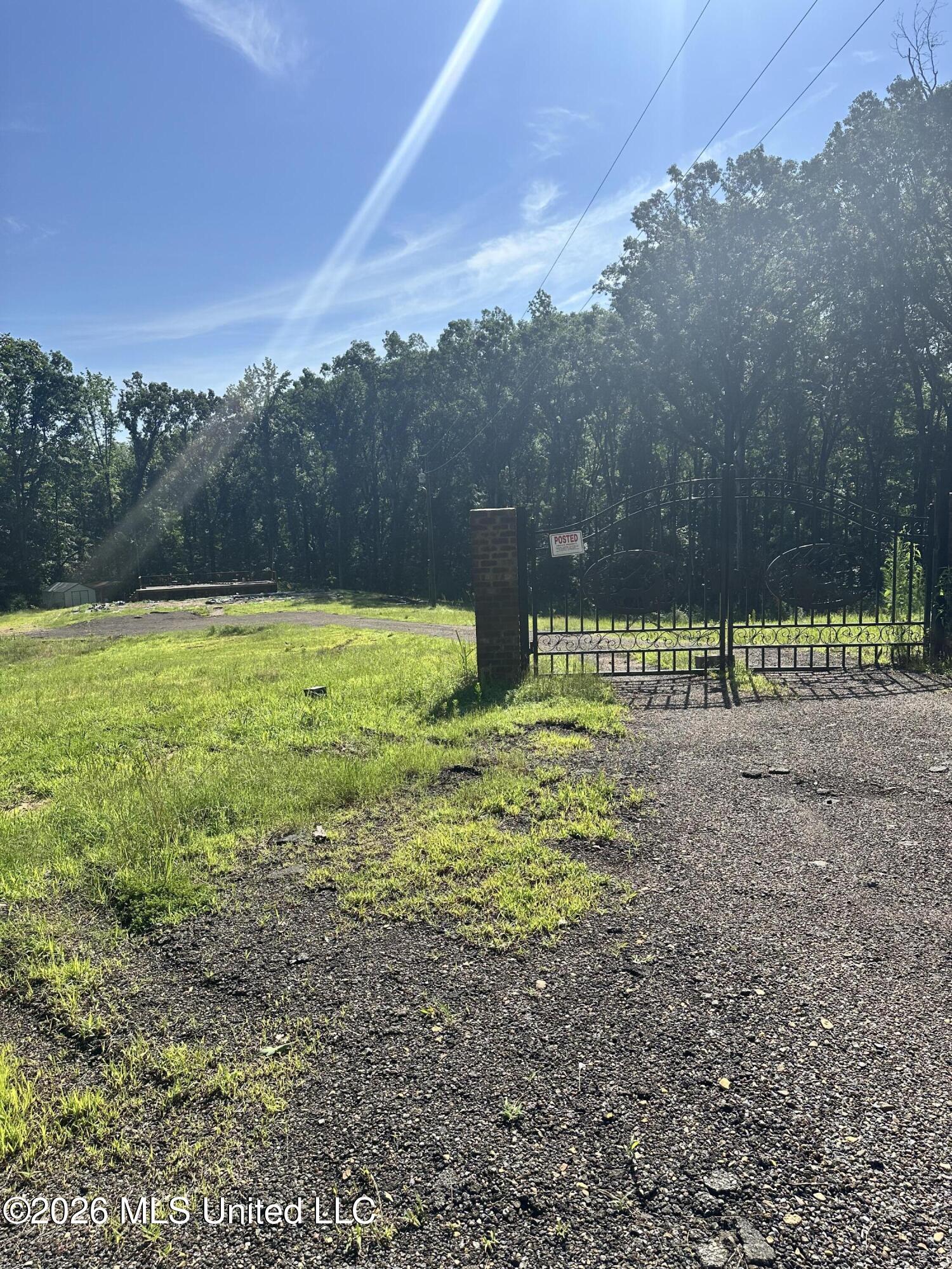 130 Kimes Cove Property Photo 3