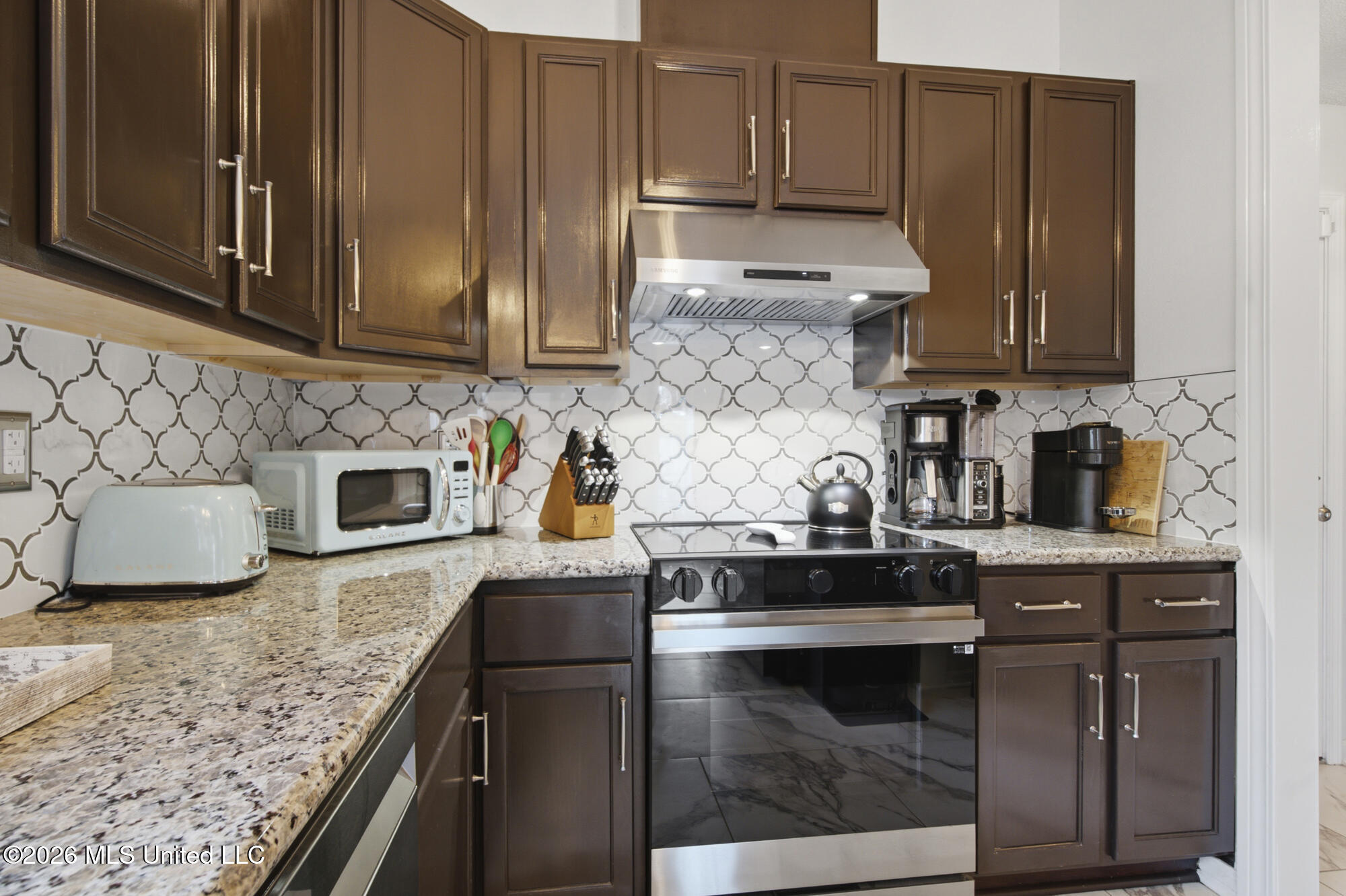 309 Woodcrest Drive Property Photo 10