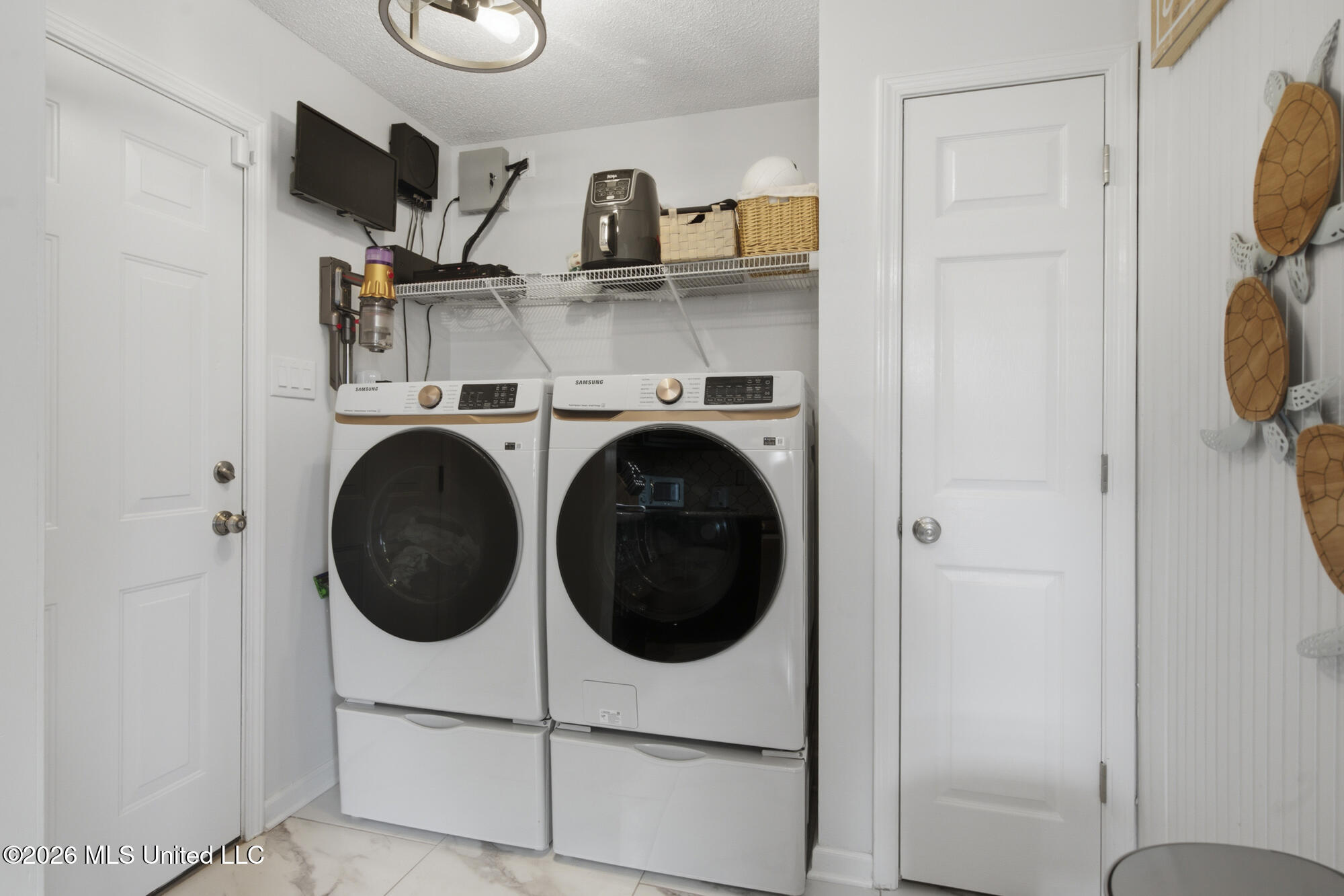 309 Woodcrest Drive Property Photo 19