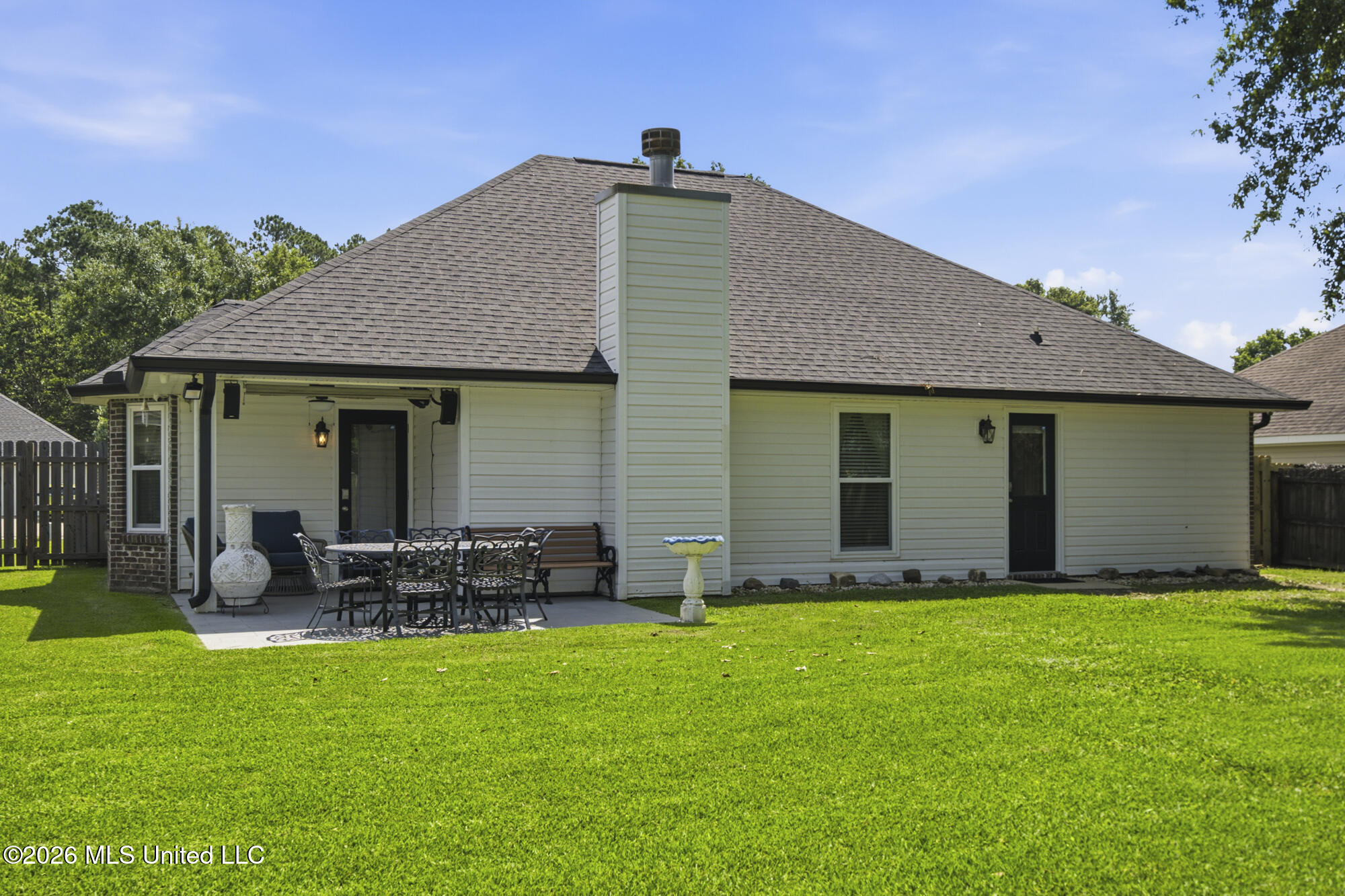 309 Woodcrest Drive Property Photo 24
