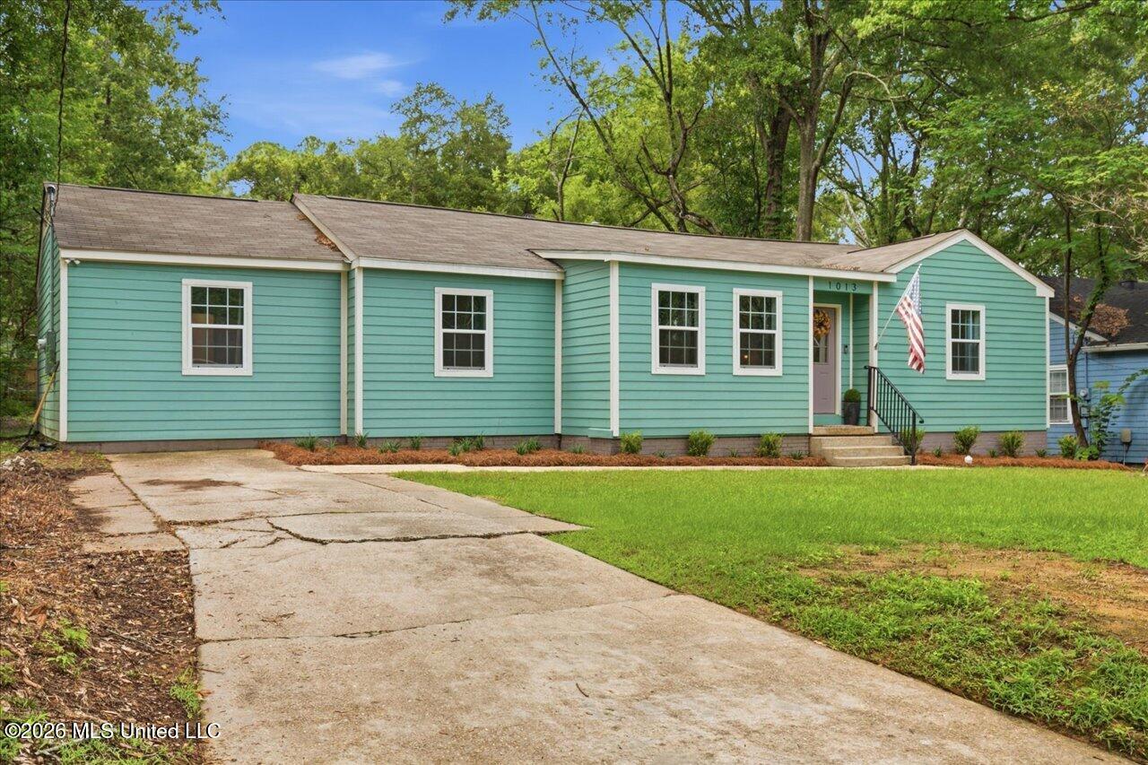 1013 Meadow Heights Drive Property Photo 34