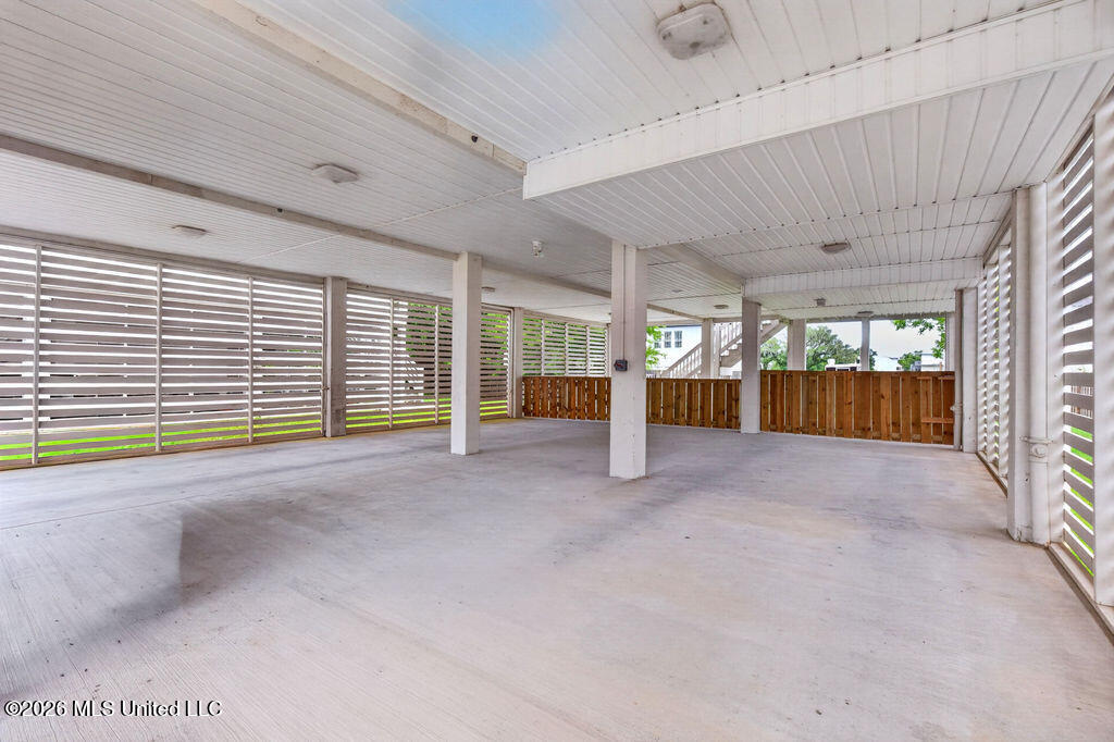 212 Clark Avenue Property Photo 4