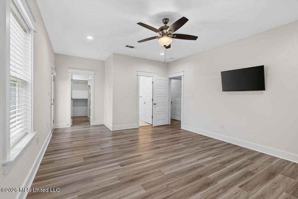 212 Clark Avenue Property Photo 17