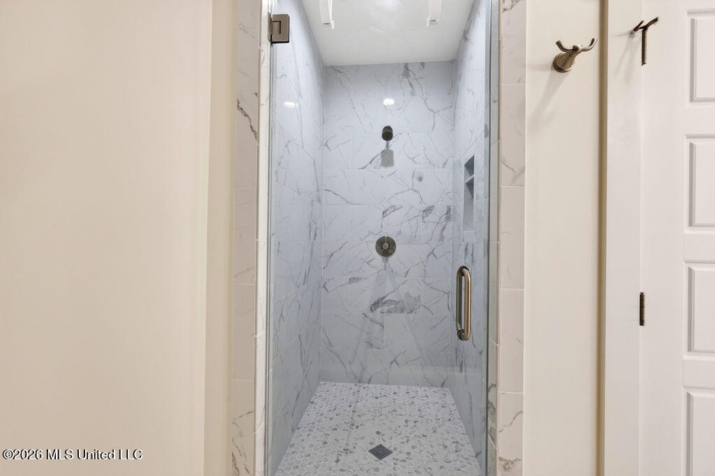 212 Clark Avenue Property Photo 20
