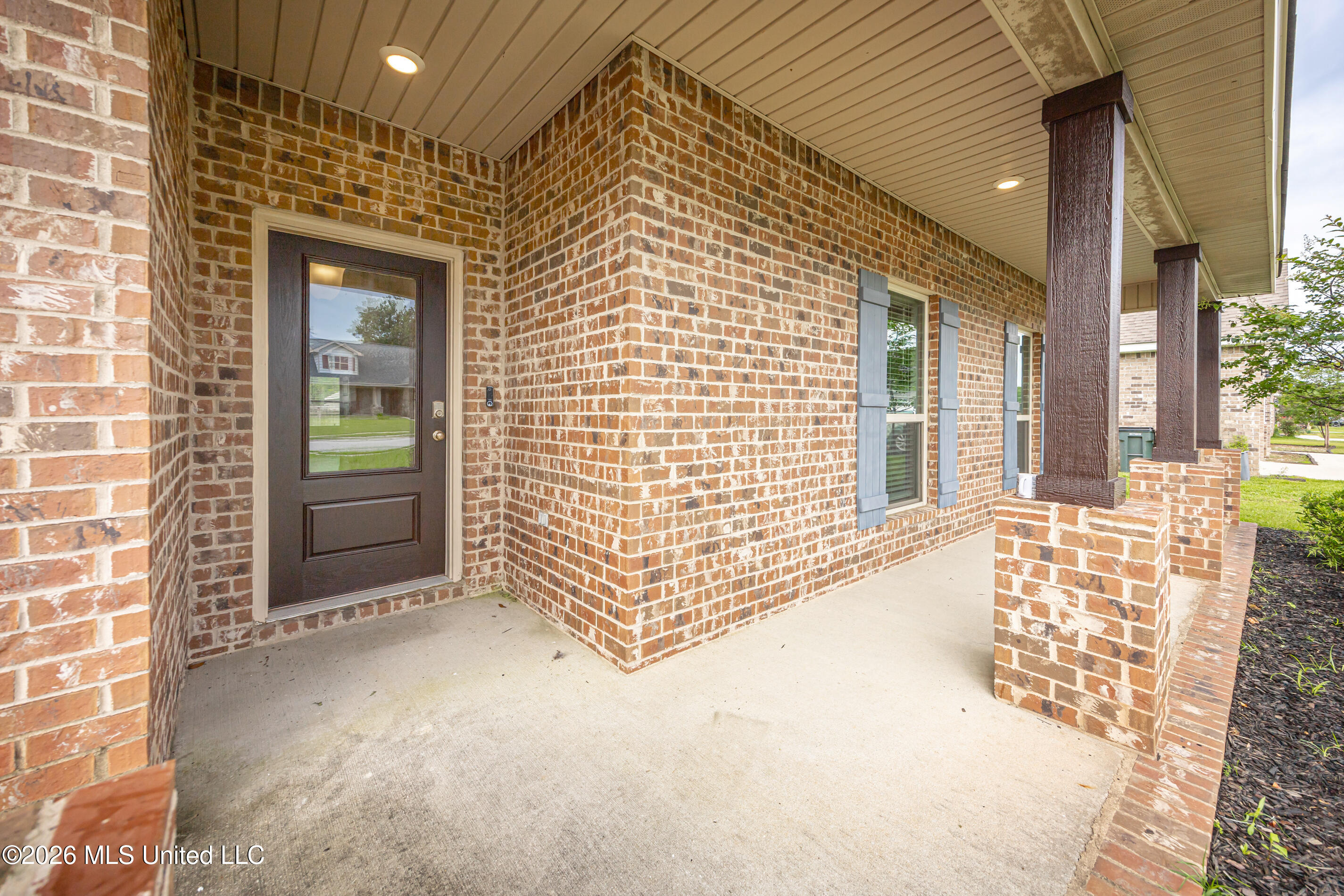 128 Oystercatcher Cove Property Photo 3