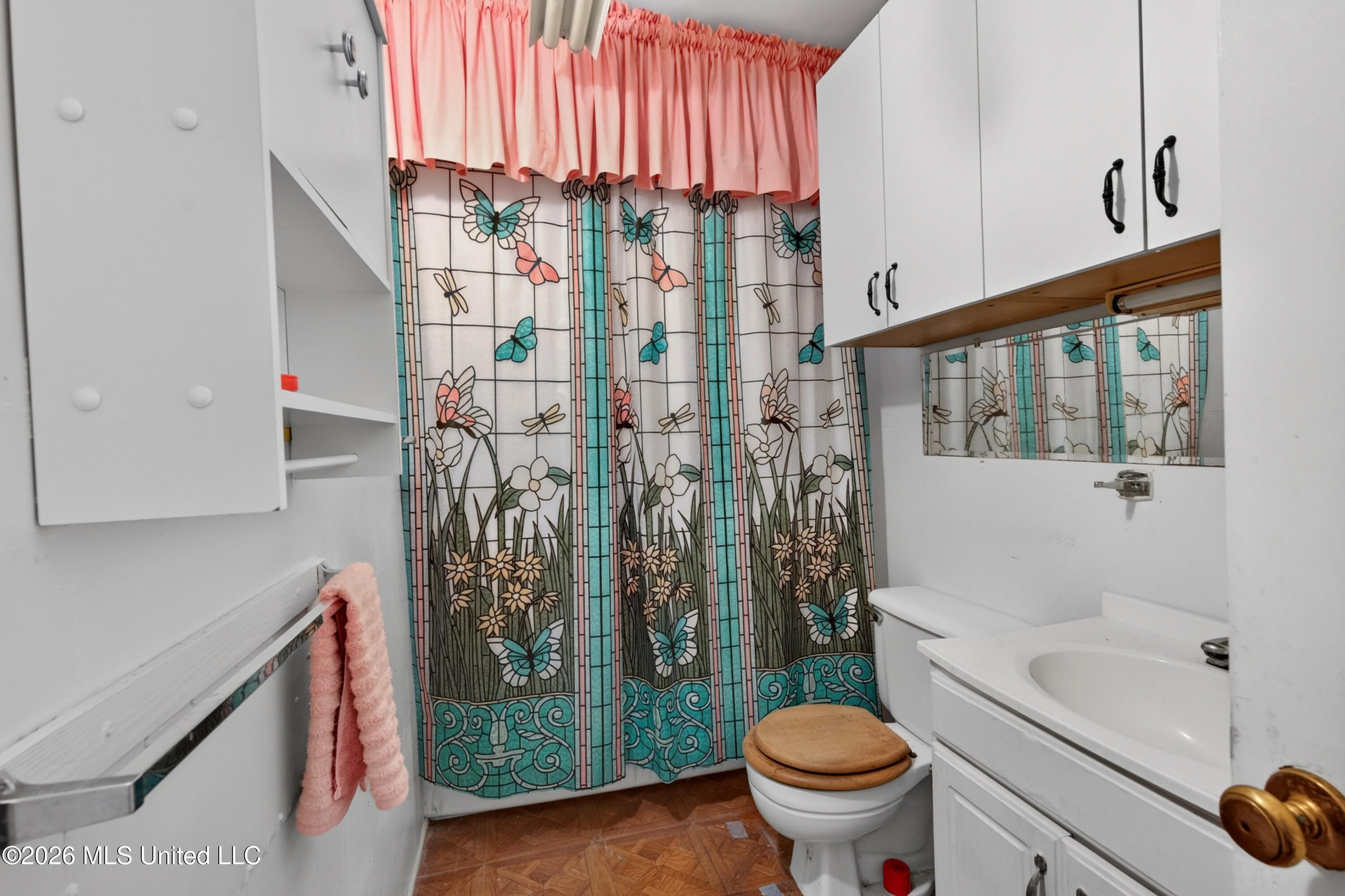 13513 Bunker Hill Road Property Photo 13