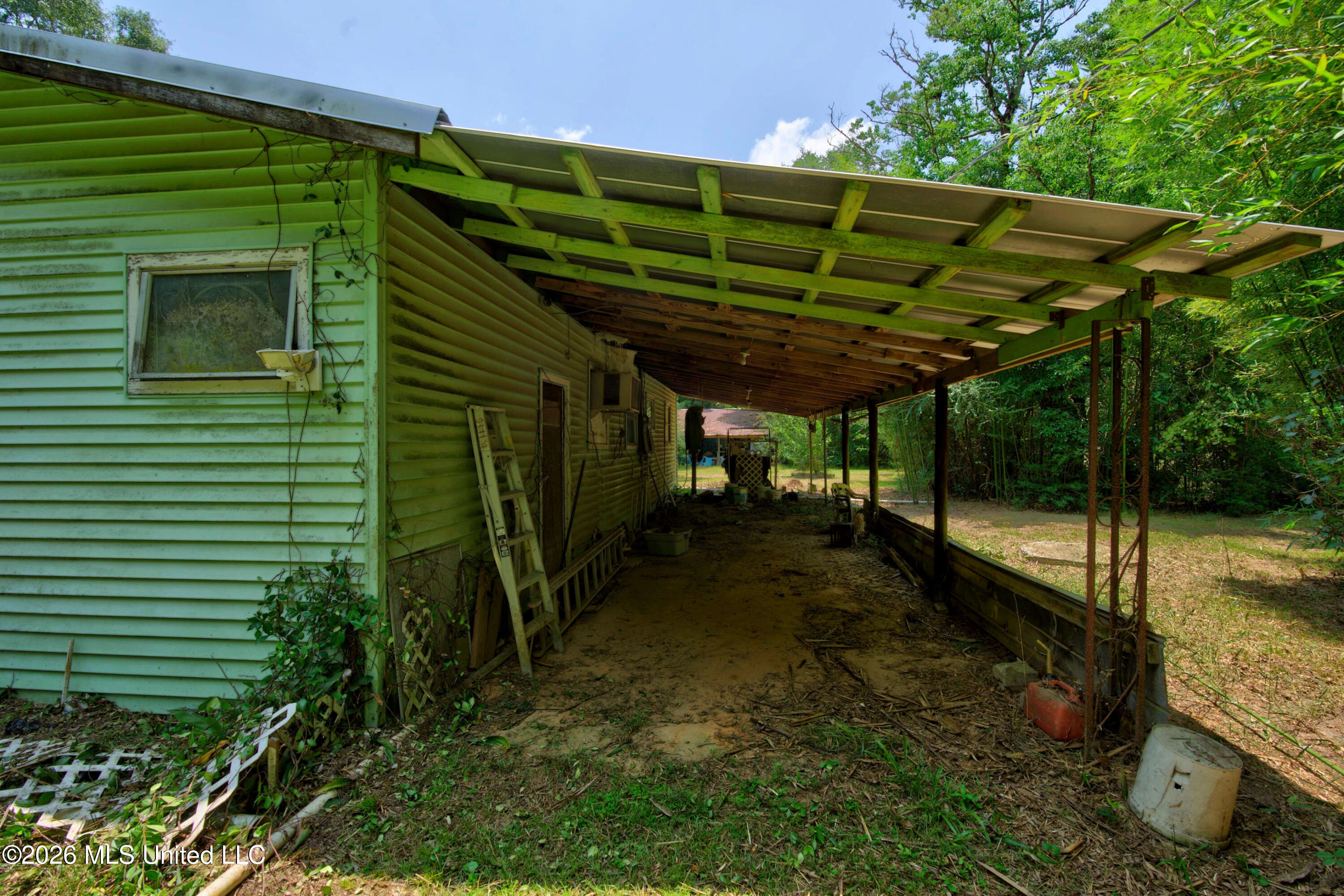 13513 Bunker Hill Road Property Photo 18