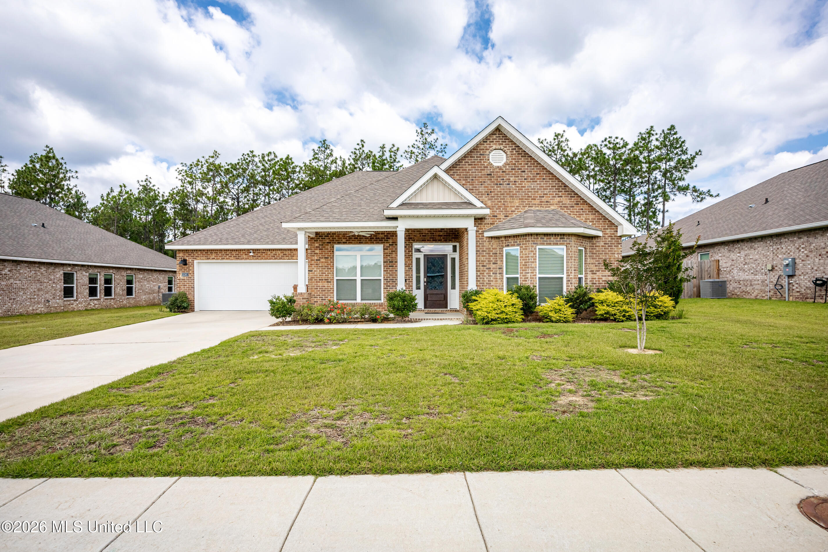 15381 Dandelion Drive Property Photo 1