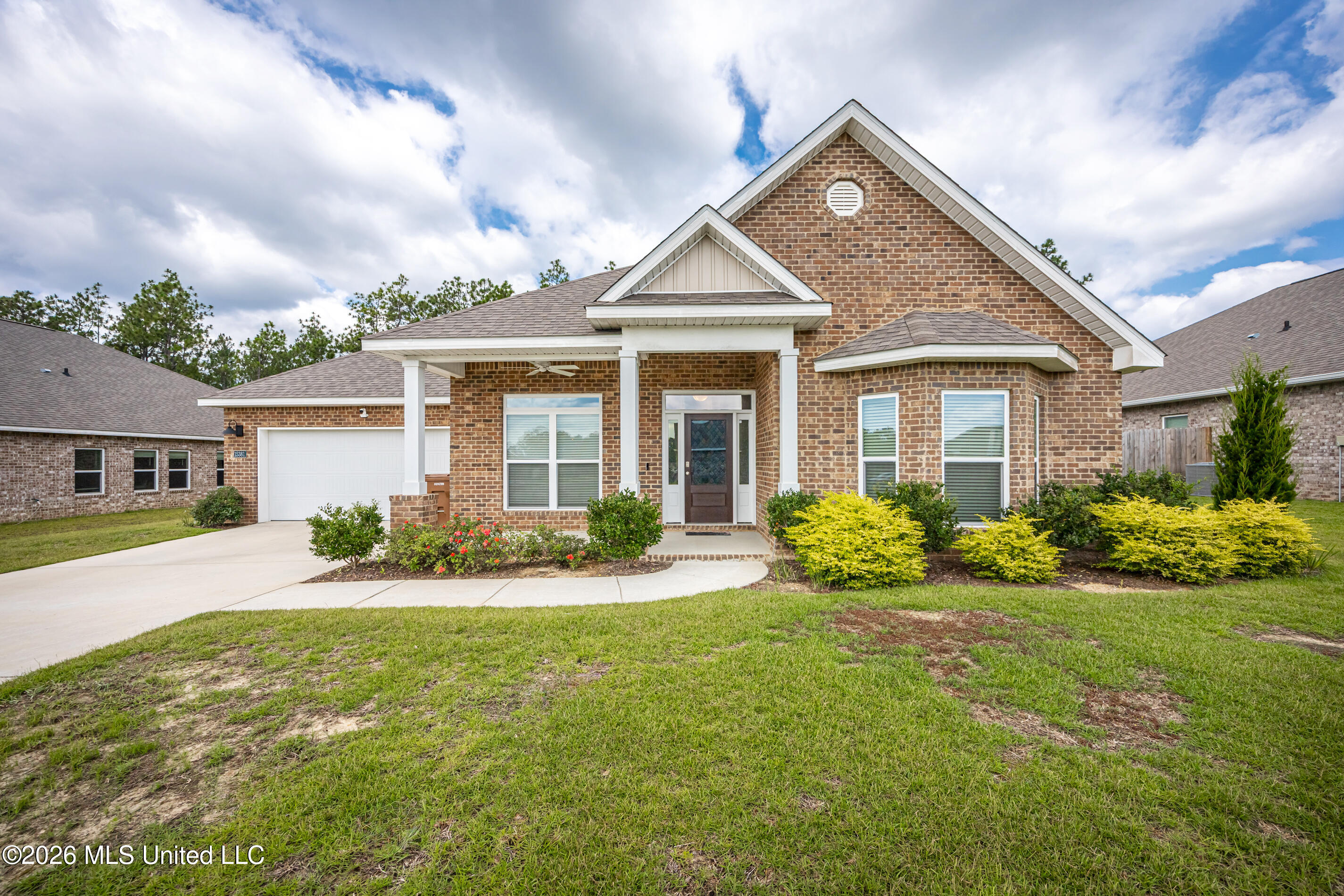 15381 Dandelion Drive Property Photo 5