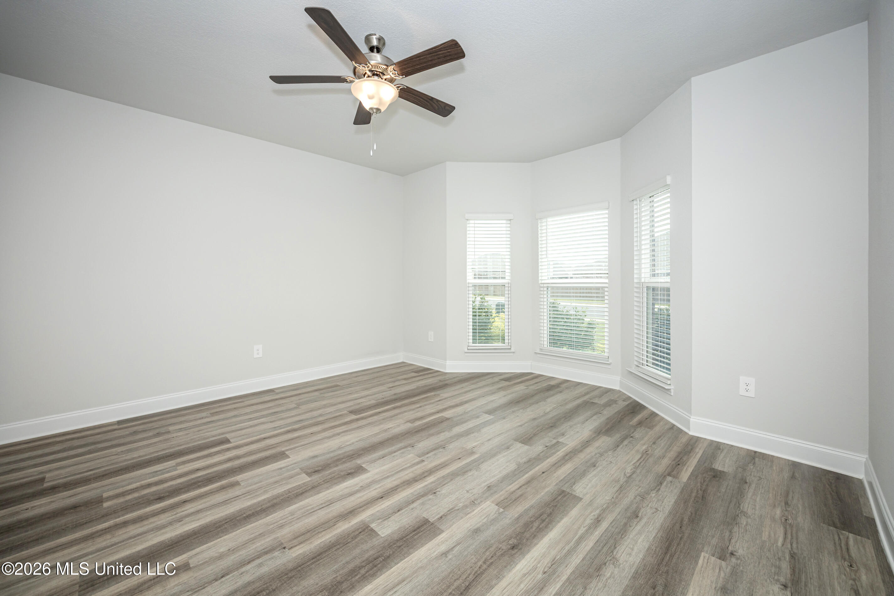 15381 Dandelion Drive Property Photo 11