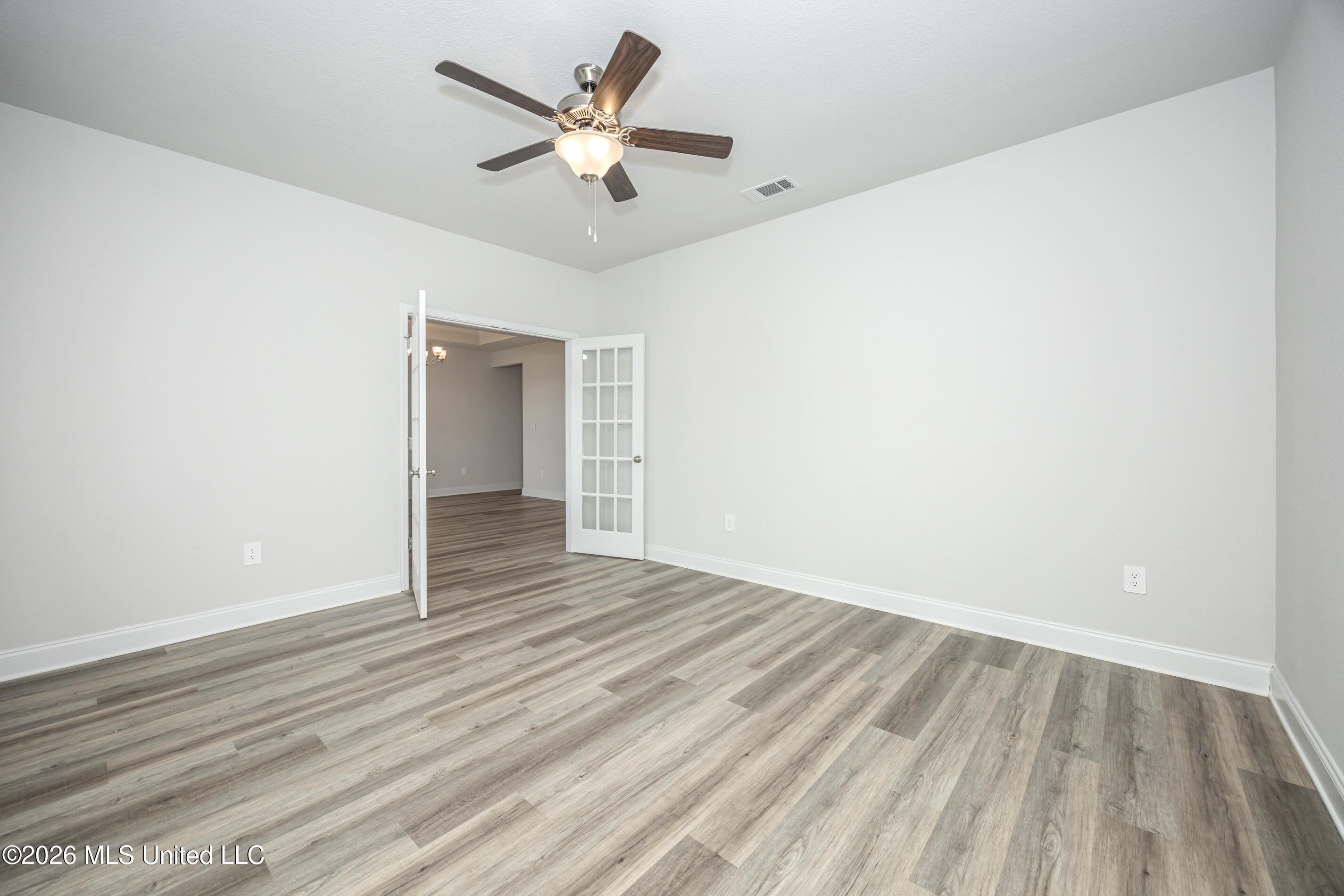 15381 Dandelion Drive Property Photo 12