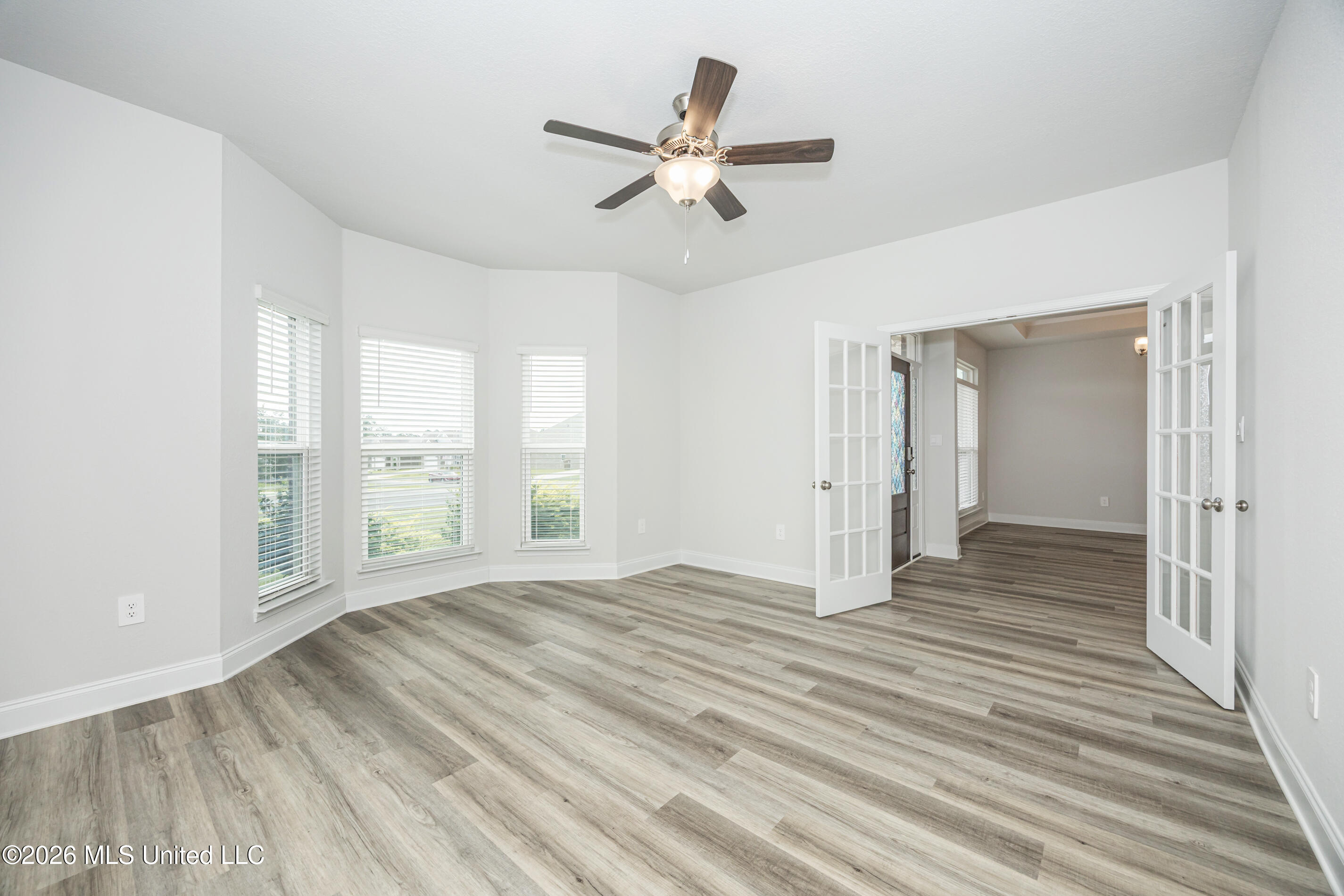 15381 Dandelion Drive Property Photo 13