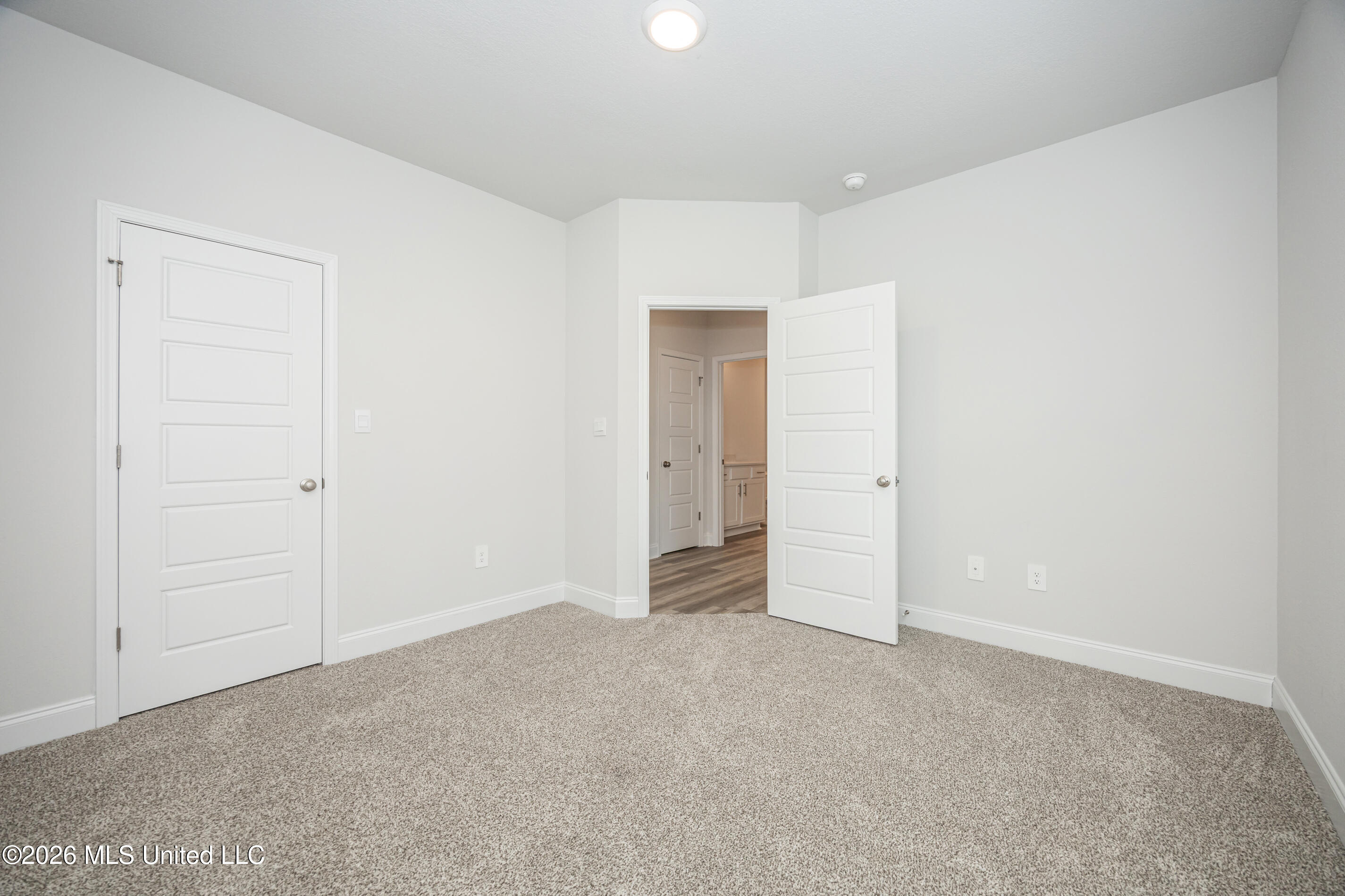 15381 Dandelion Drive Property Photo 30