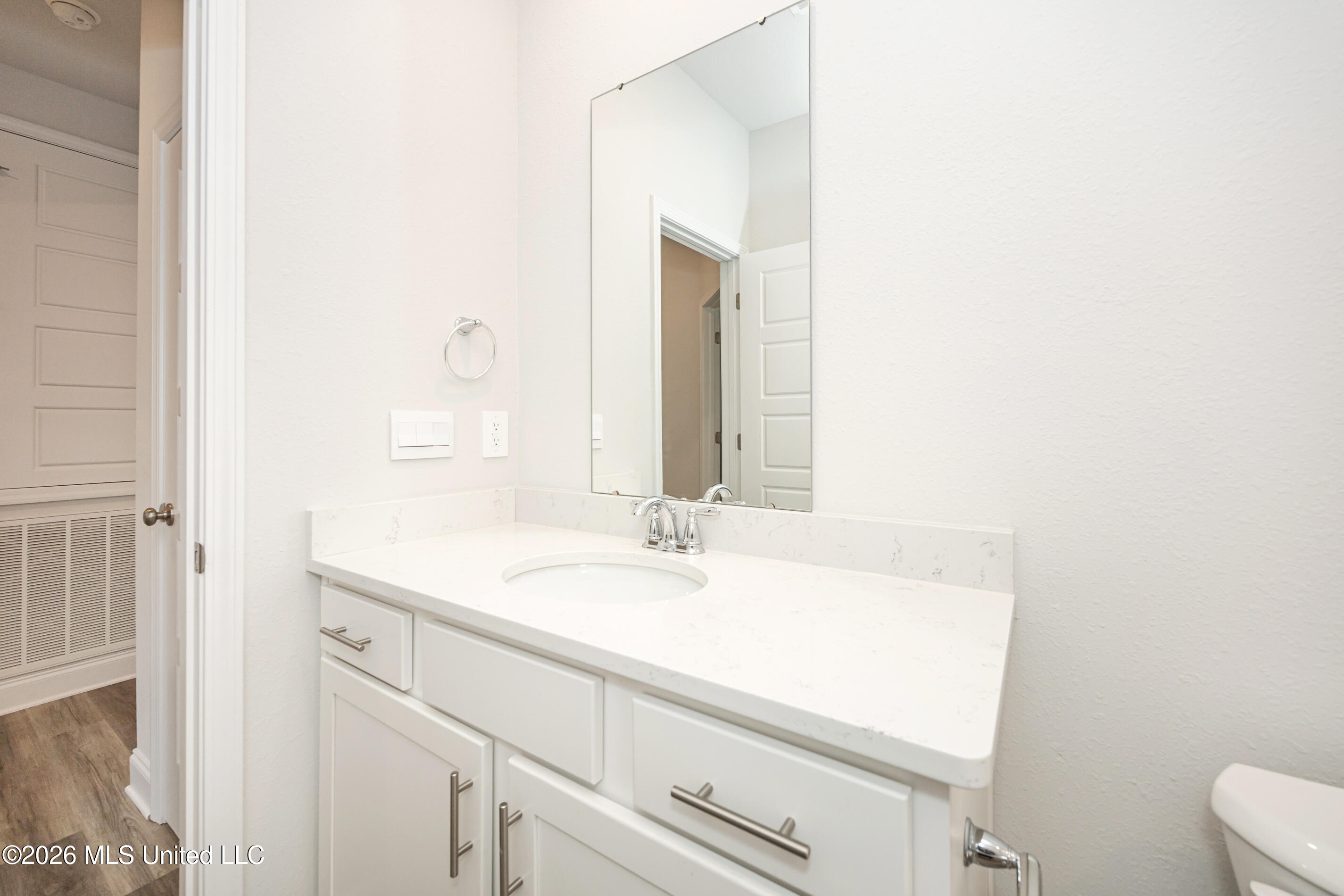 15381 Dandelion Drive Property Photo 34