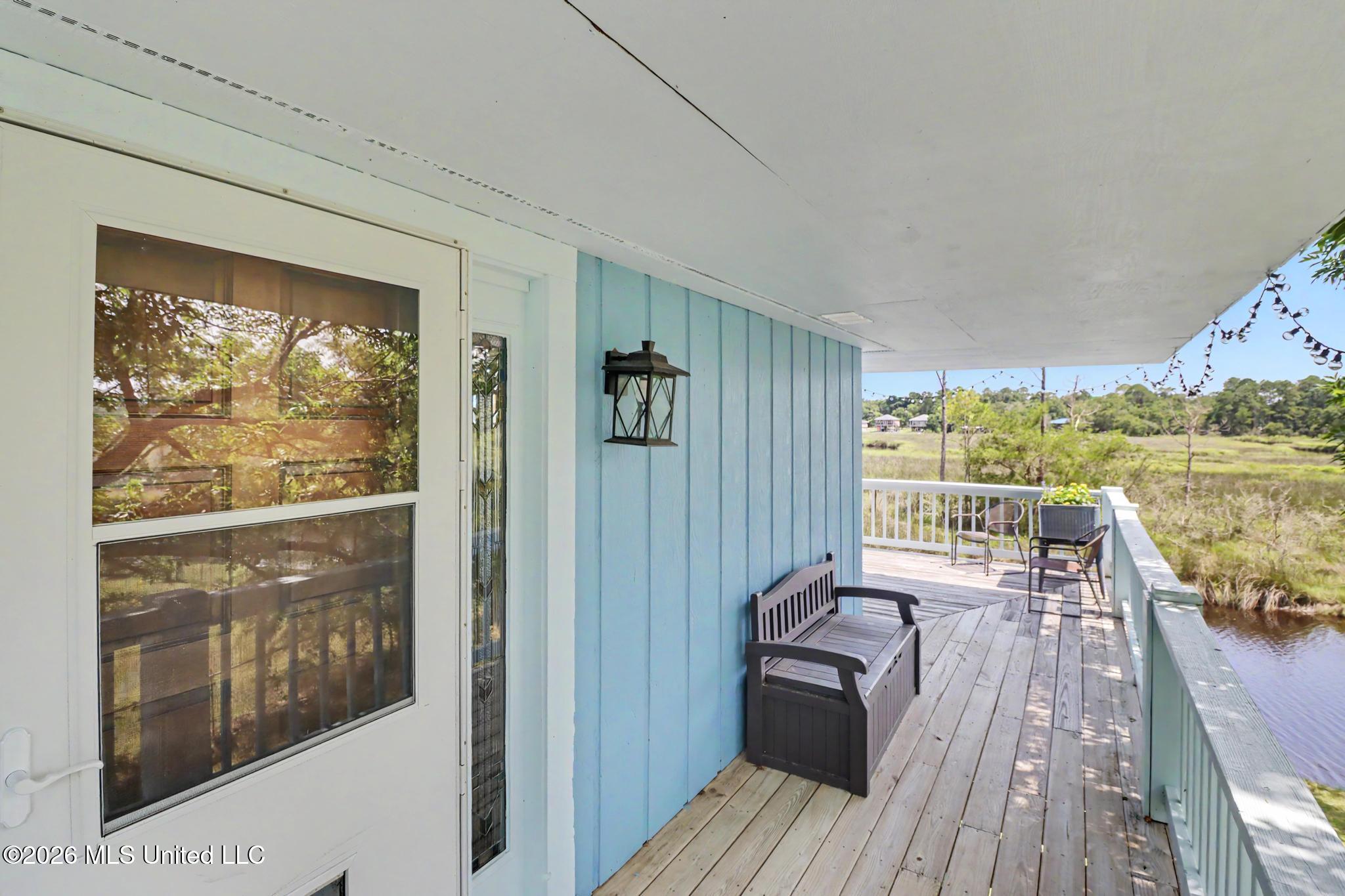 8821 Pickering Forrest Drive Property Photo 8