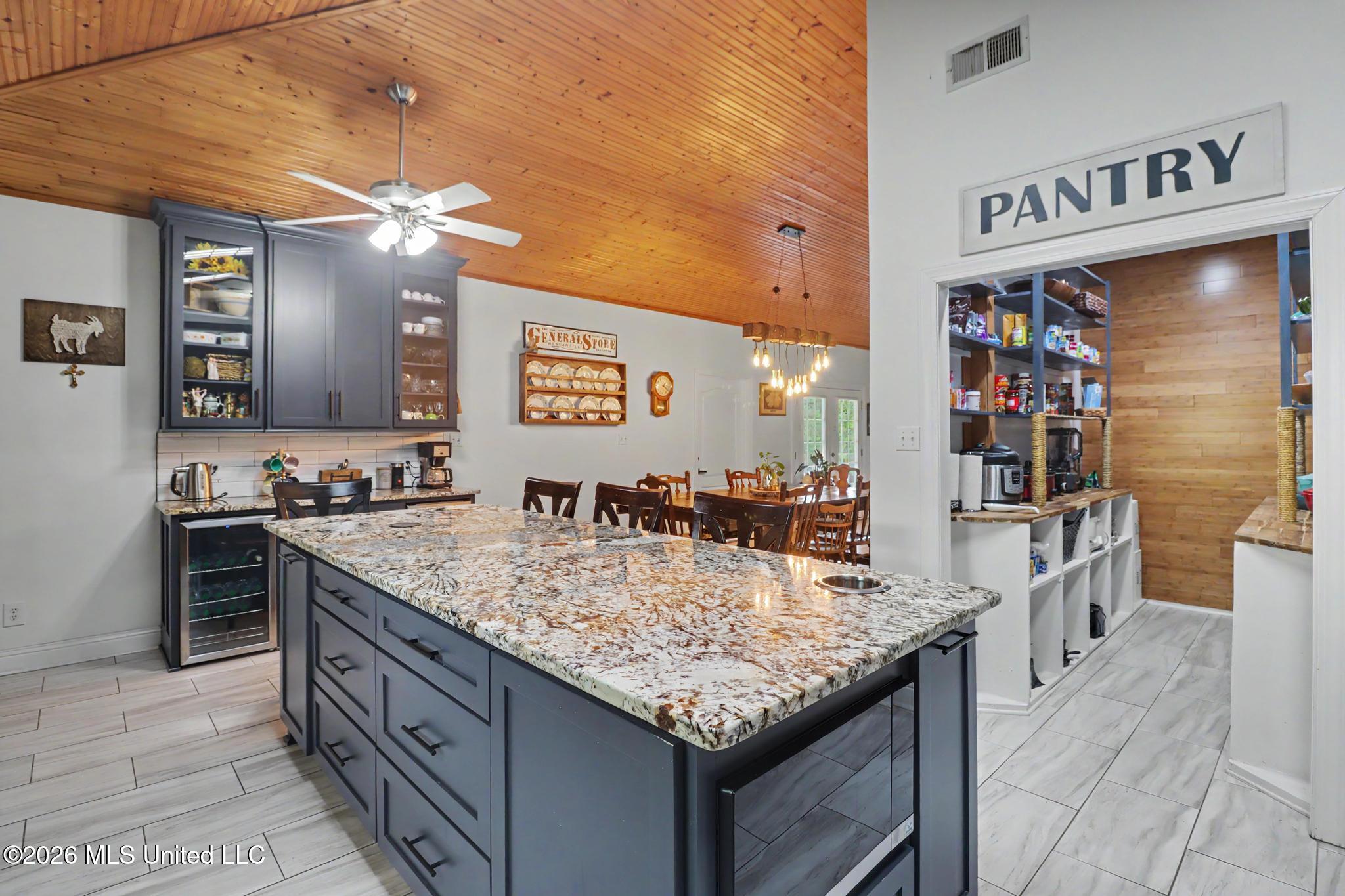 8821 Pickering Forrest Drive Property Photo 15