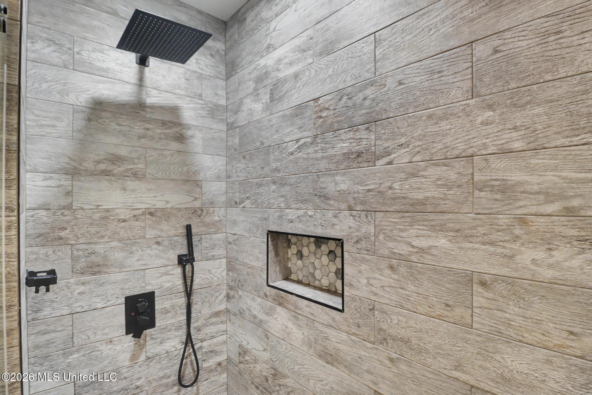 8821 Pickering Forrest Drive Property Photo 24