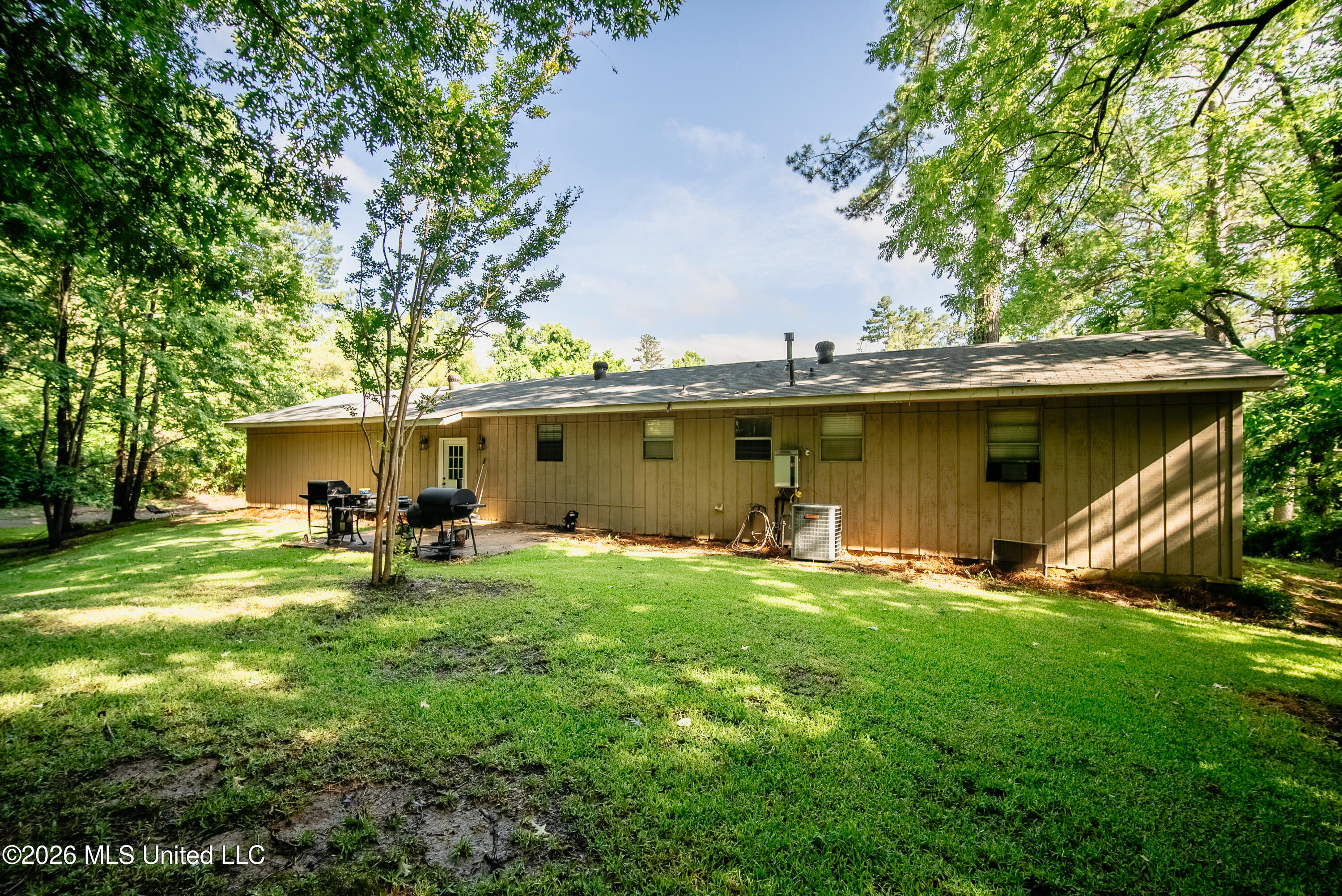 1715 Hood Drive Property Photo 5