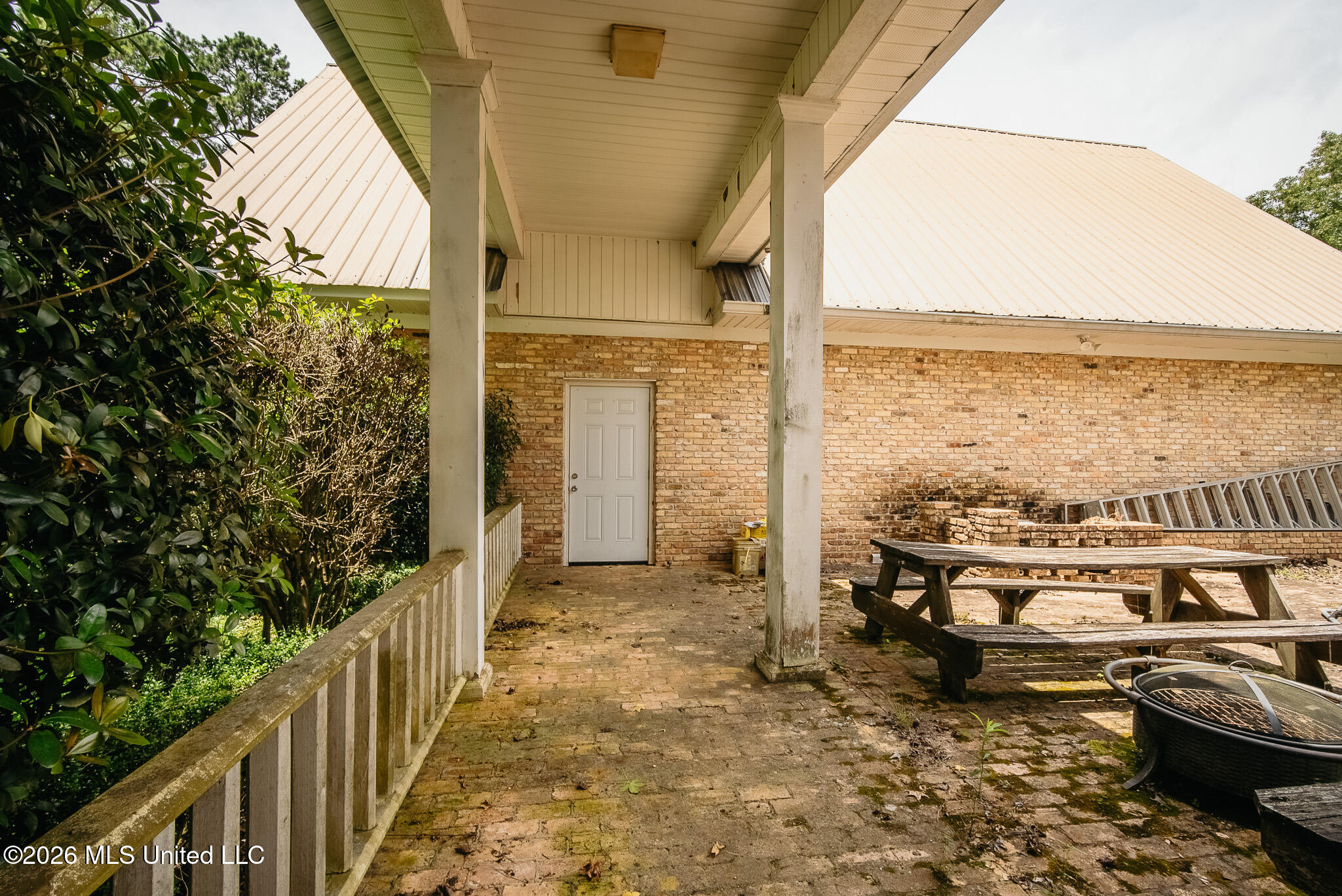 2139 Warren Hood Road Property Photo 13