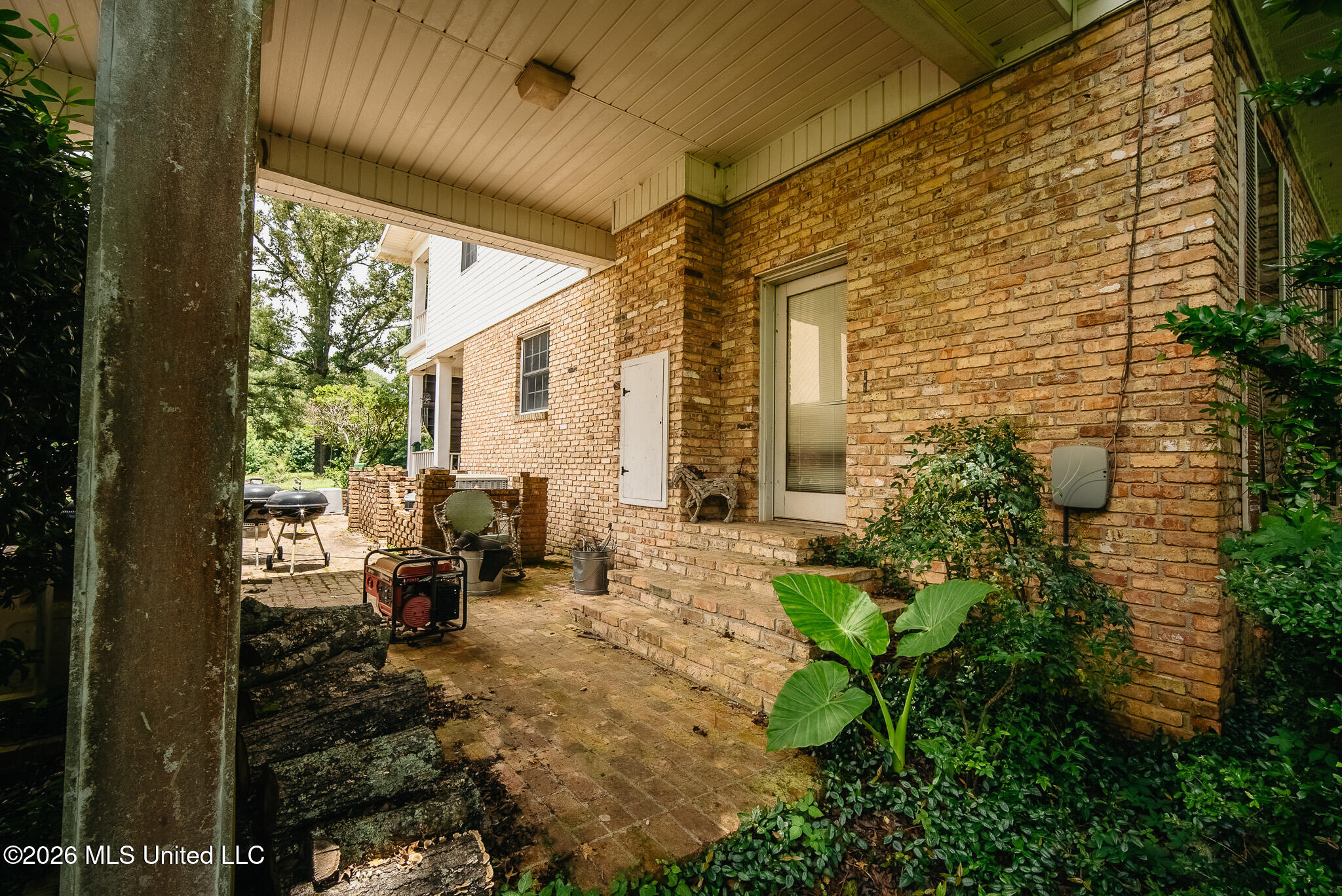2139 Warren Hood Road Property Photo 14