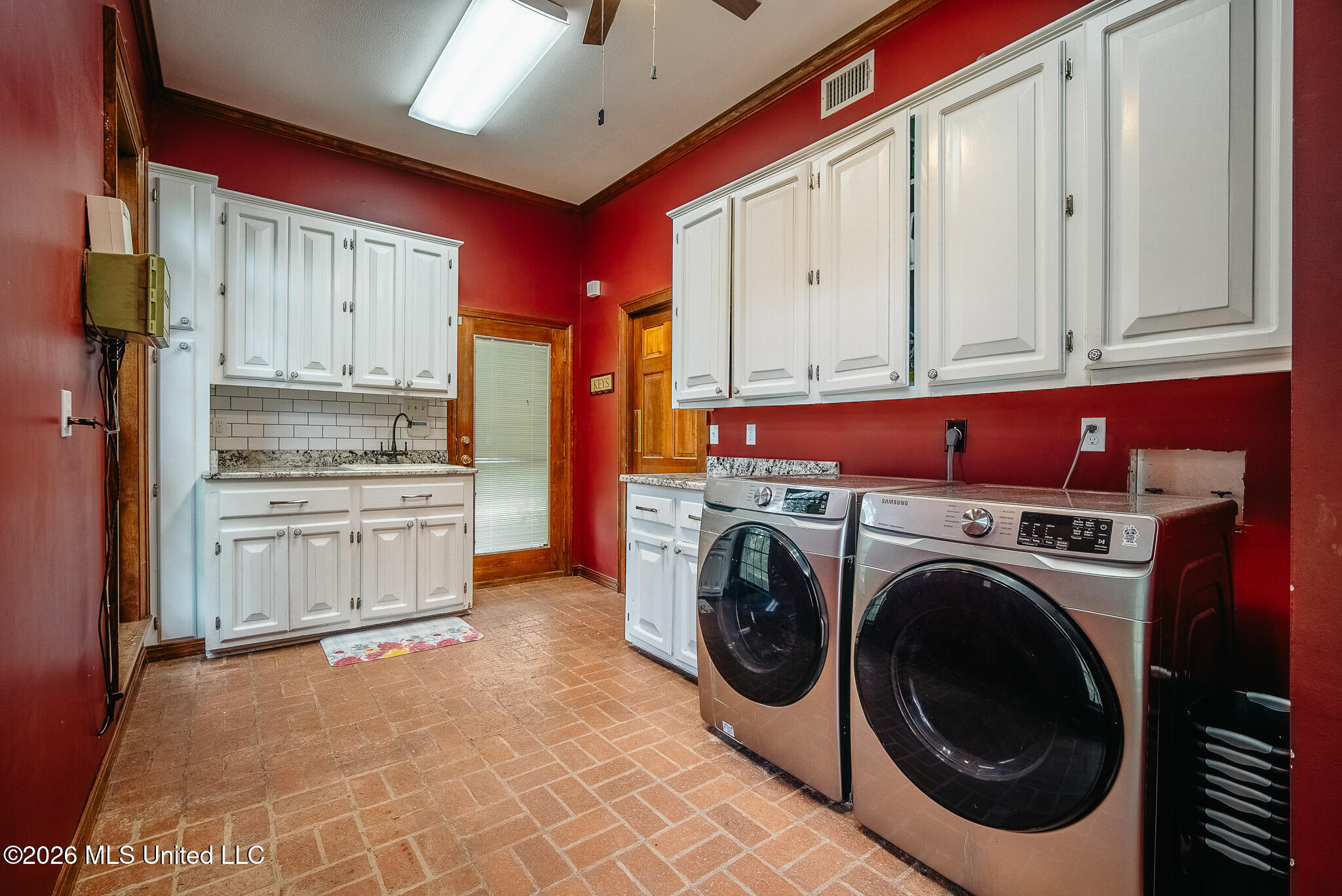 2139 Warren Hood Road Property Photo 37