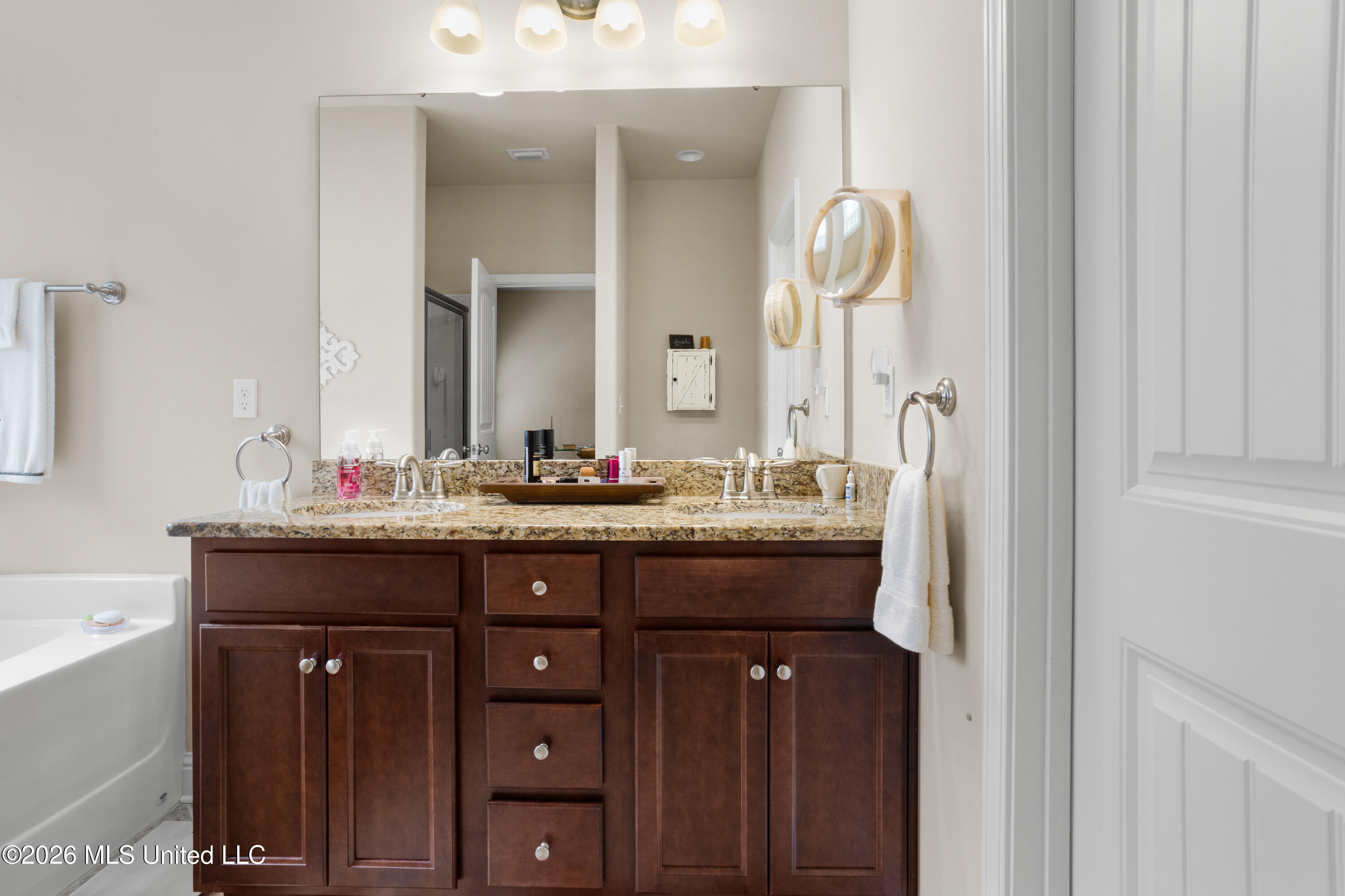 14044 Anandale Circle Property Photo 9