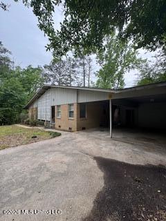 2227 Crabapple Drive Property Photo 2