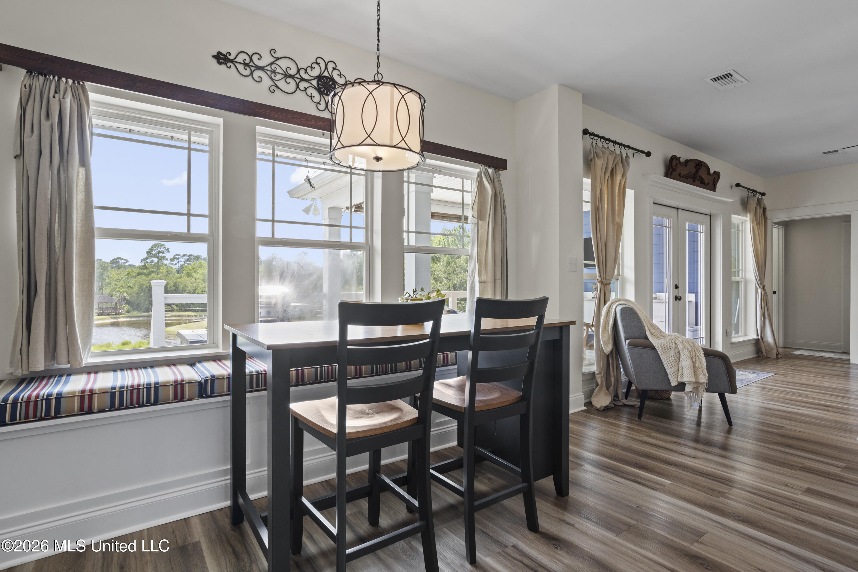 15520 Needle Street Property Photo 18