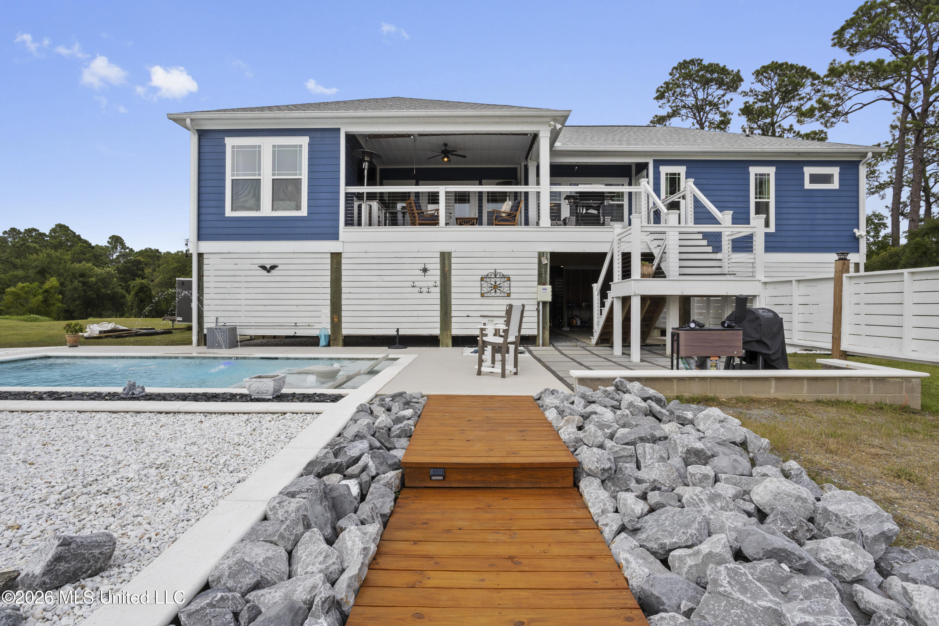 15520 Needle Street Property Photo 44