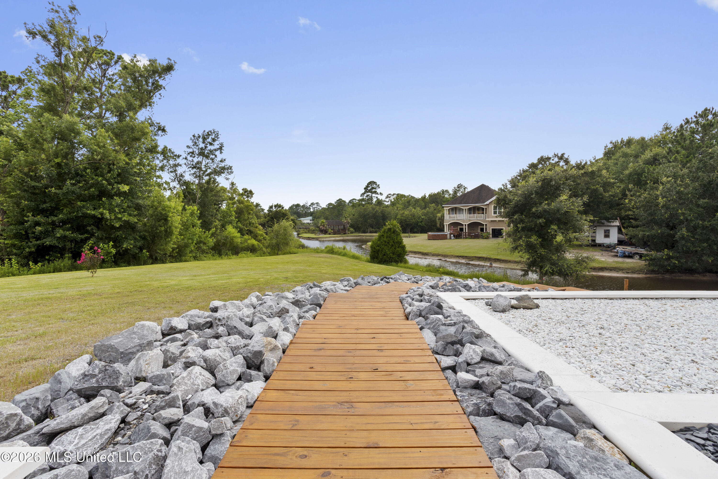 15520 Needle Street Property Photo 48
