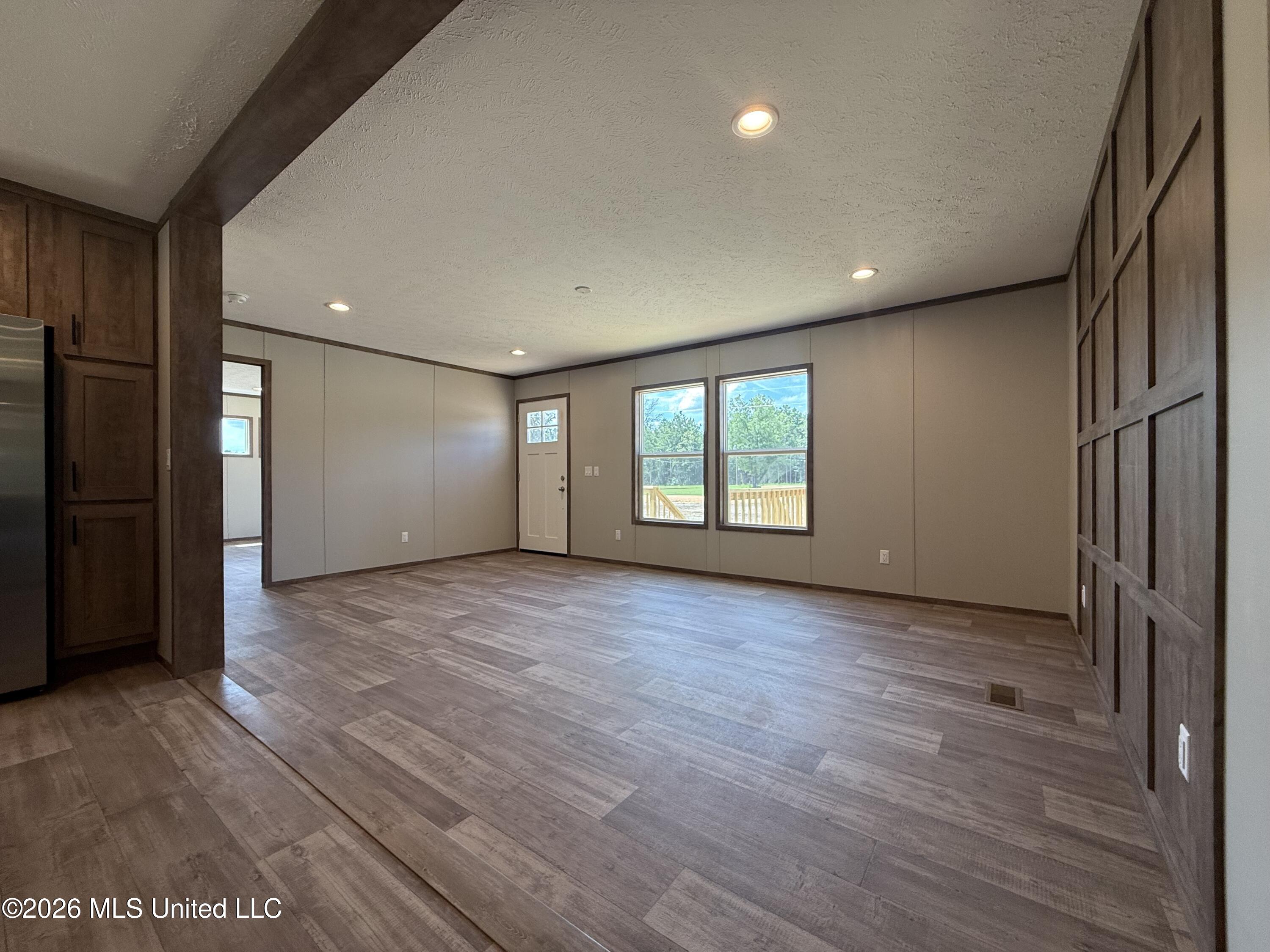 2038 Sw Ceasar Trail Property Photo 2