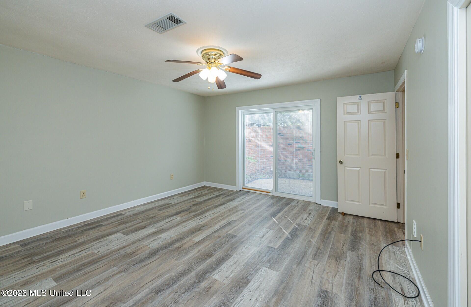 107 River Place 1 Property Photo 16