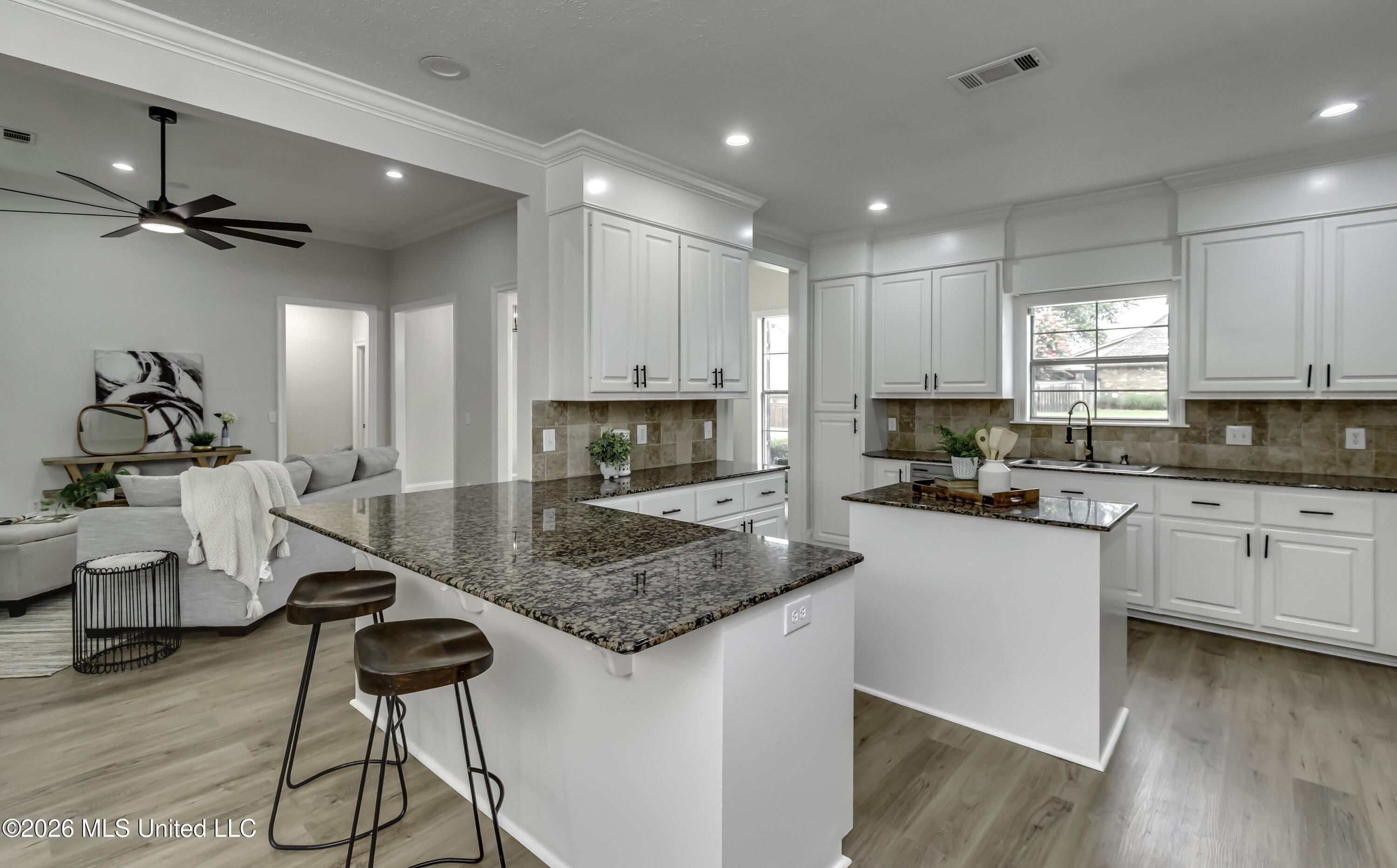 172 Hartfield Drive Property Photo 17