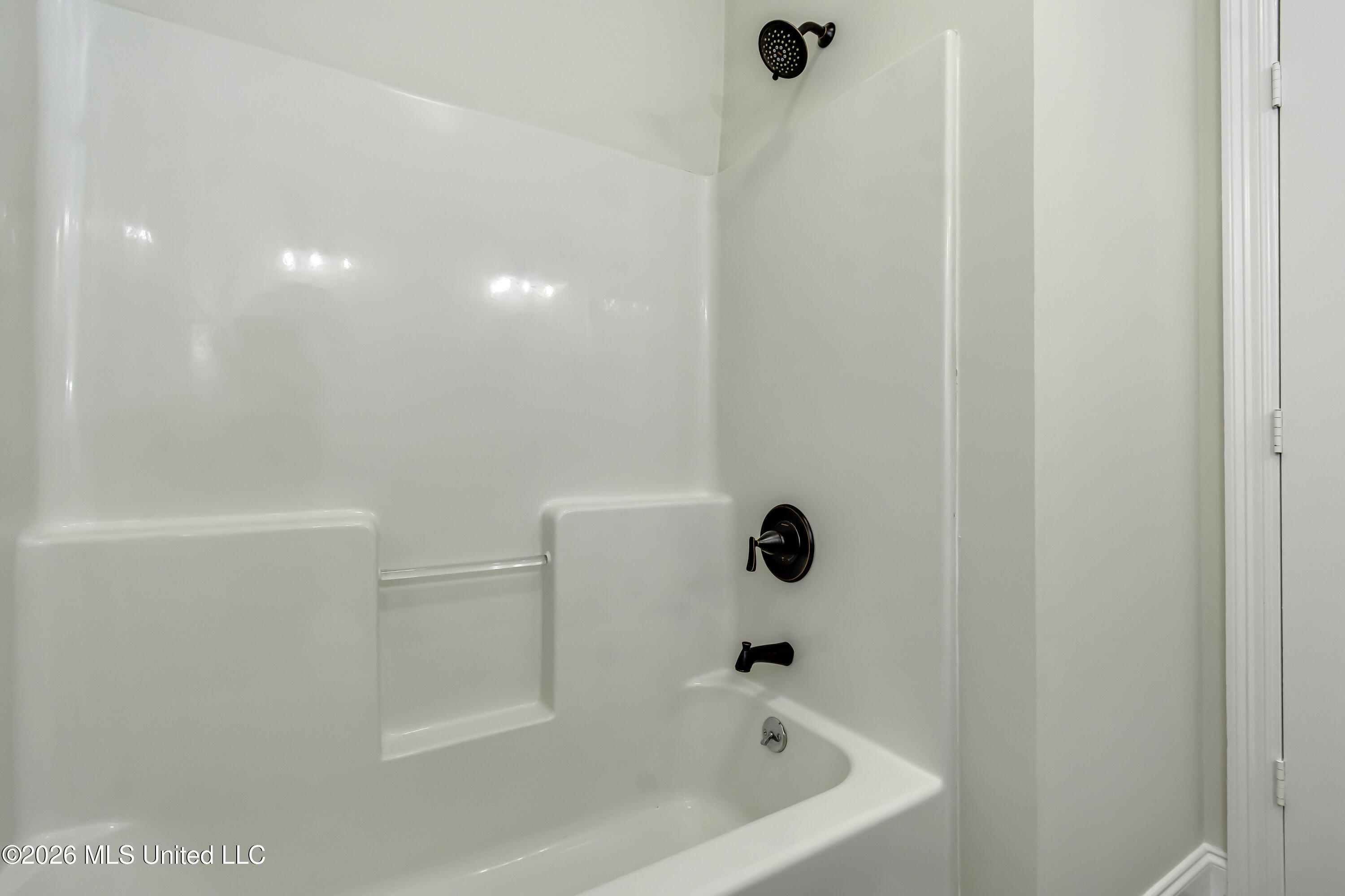 172 Hartfield Drive Property Photo 32