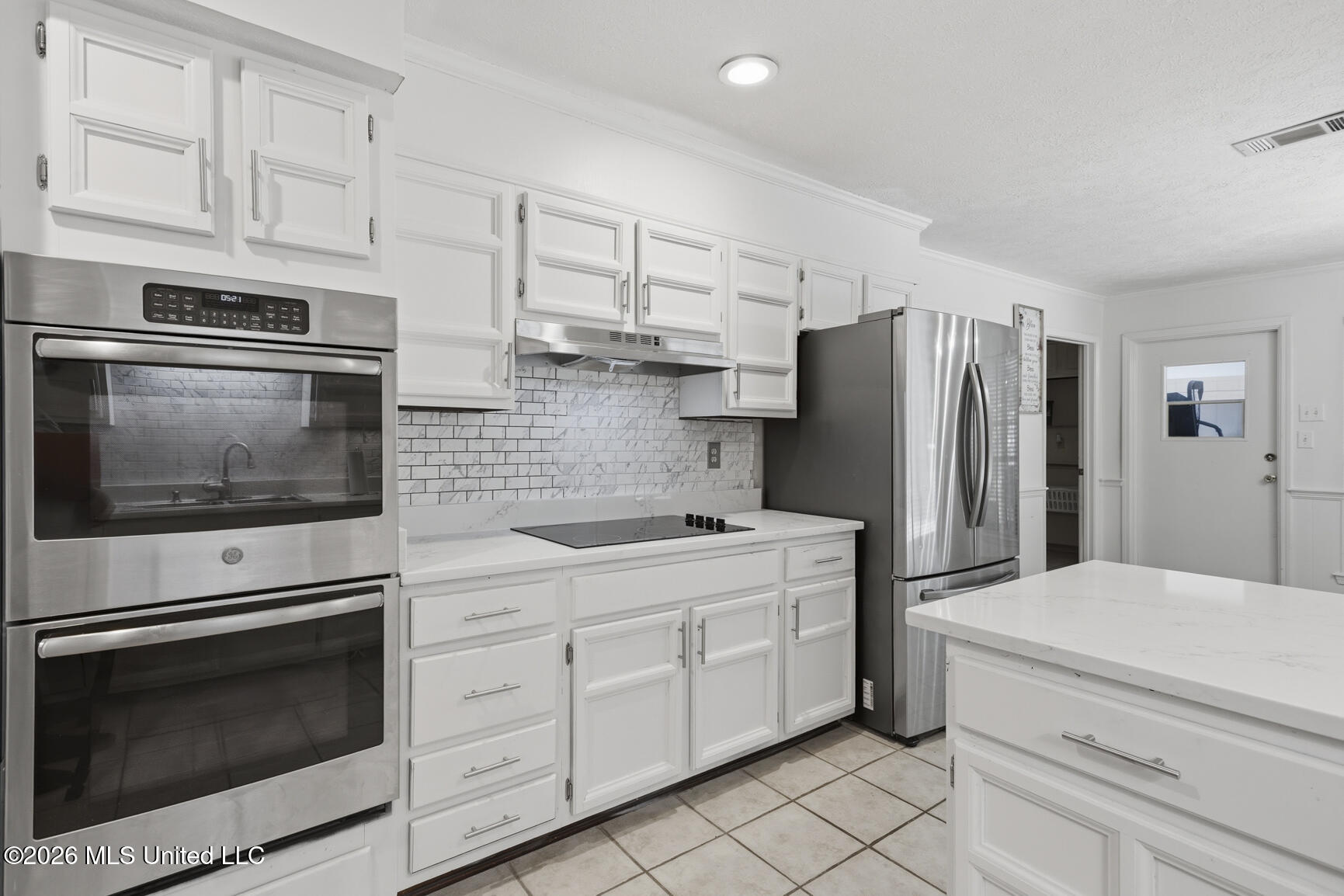 103 Bay Road Property Photo 2
