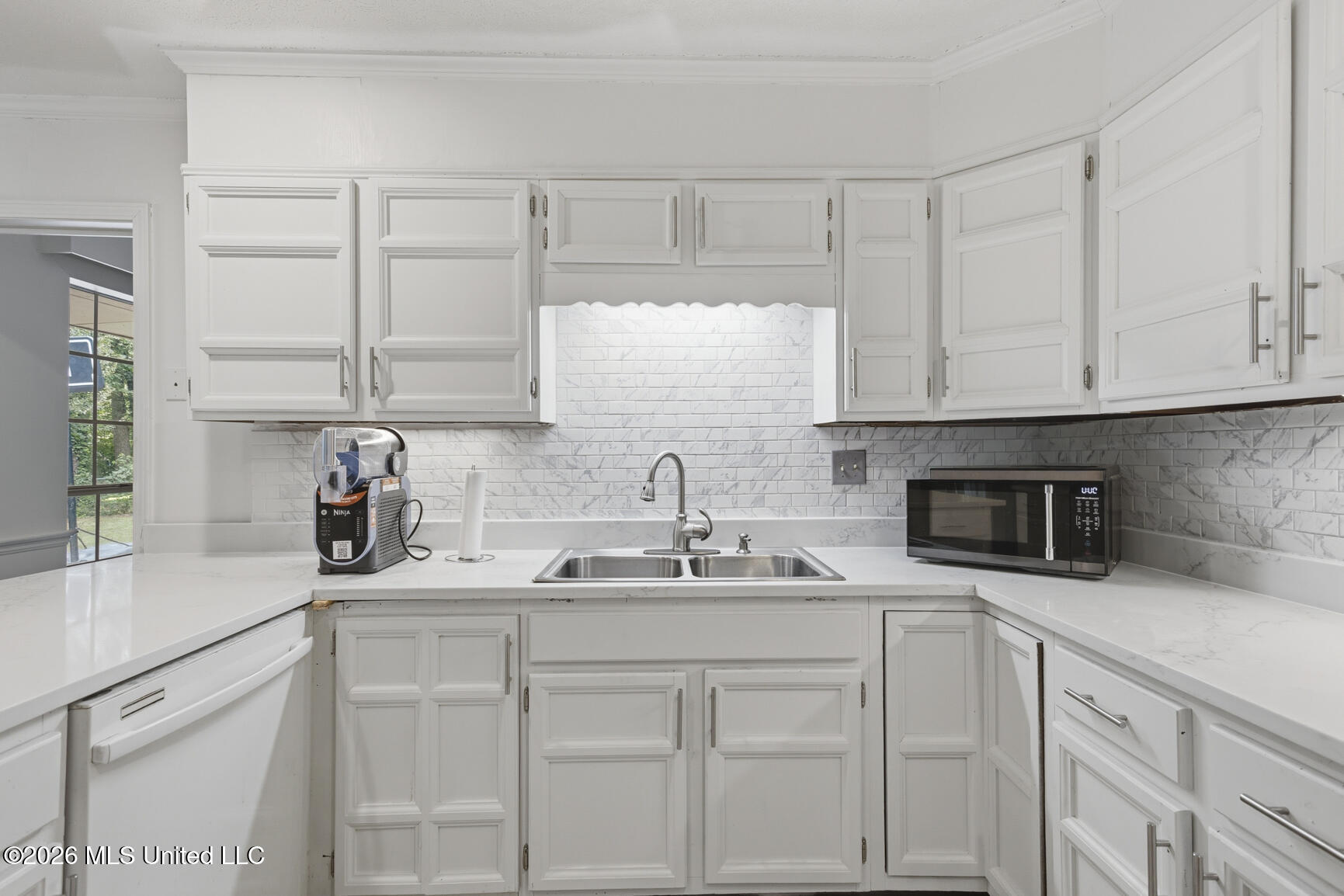 103 Bay Road Property Photo 8