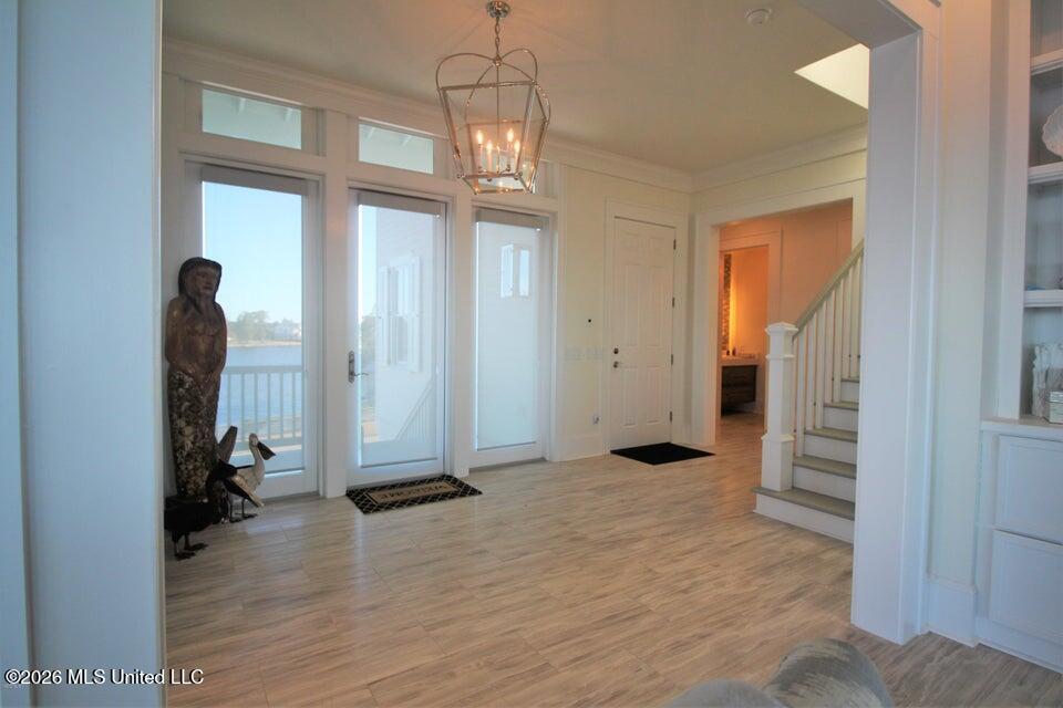 717 Sandy Hook Drive Property Photo 7