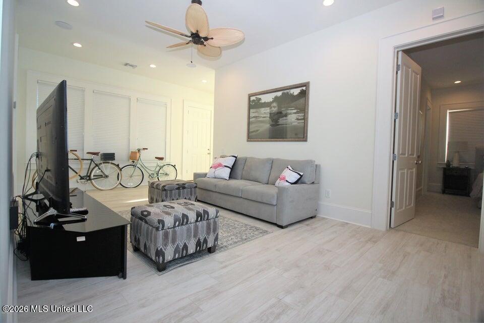 717 Sandy Hook Drive Property Photo 24