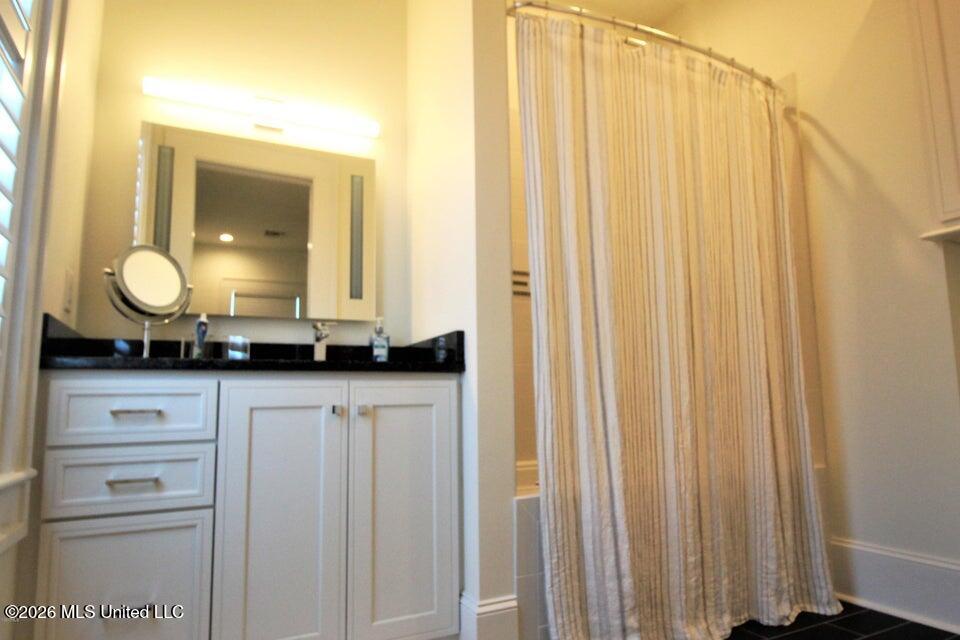 717 Sandy Hook Drive Property Photo 28