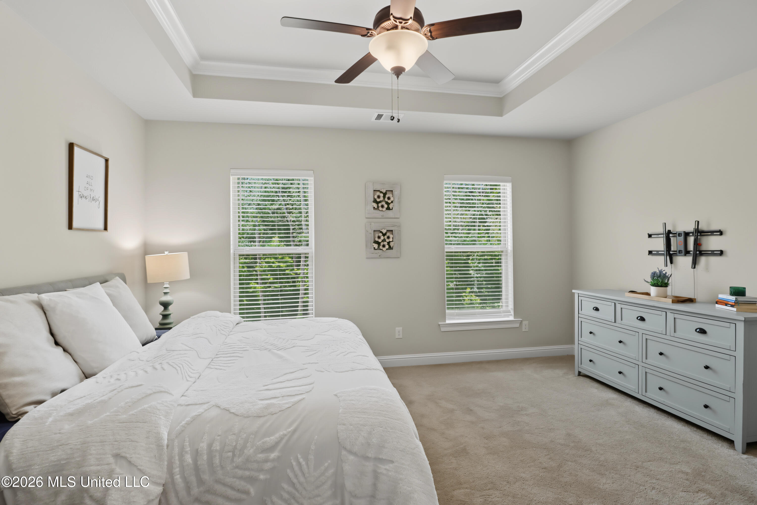 24641 Knollwood Drive Property Photo 8